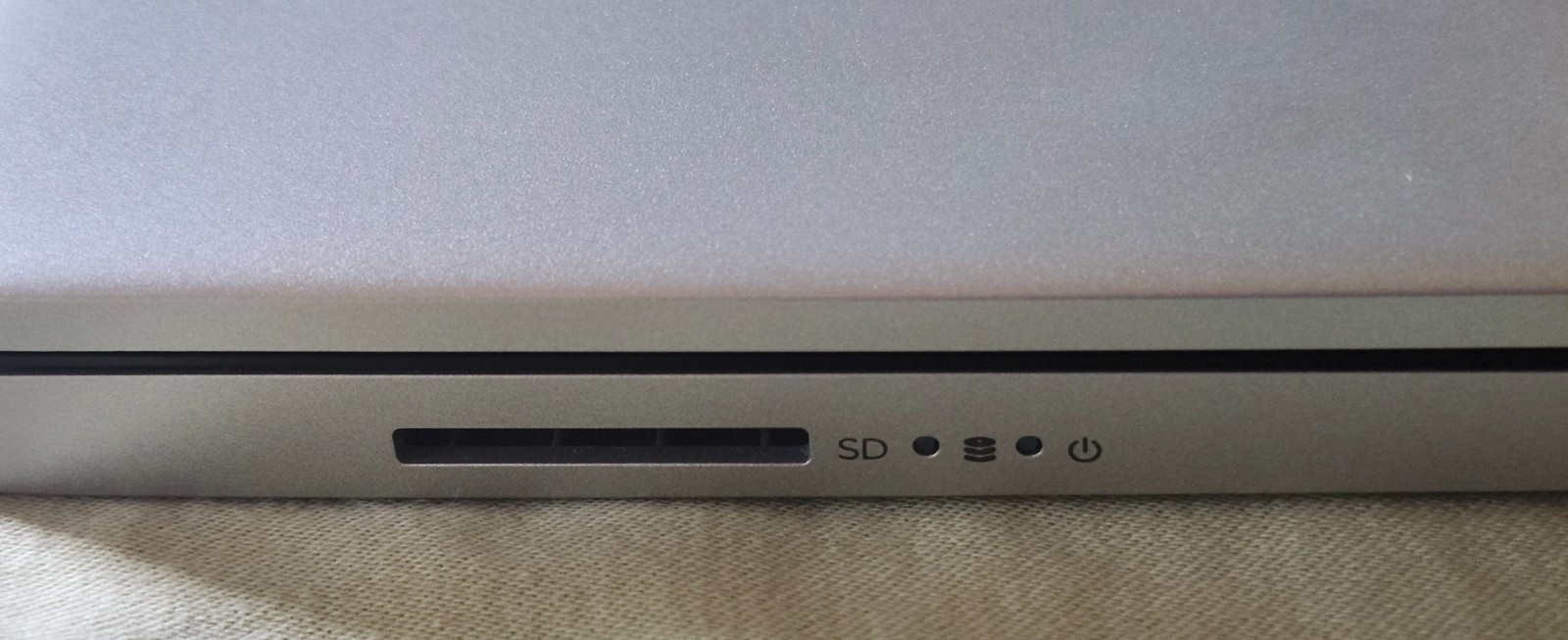 2024–HP Laptop Ultralight 14-dq0760dx Intel Celeron N4120-128 gb (pre-owned)
