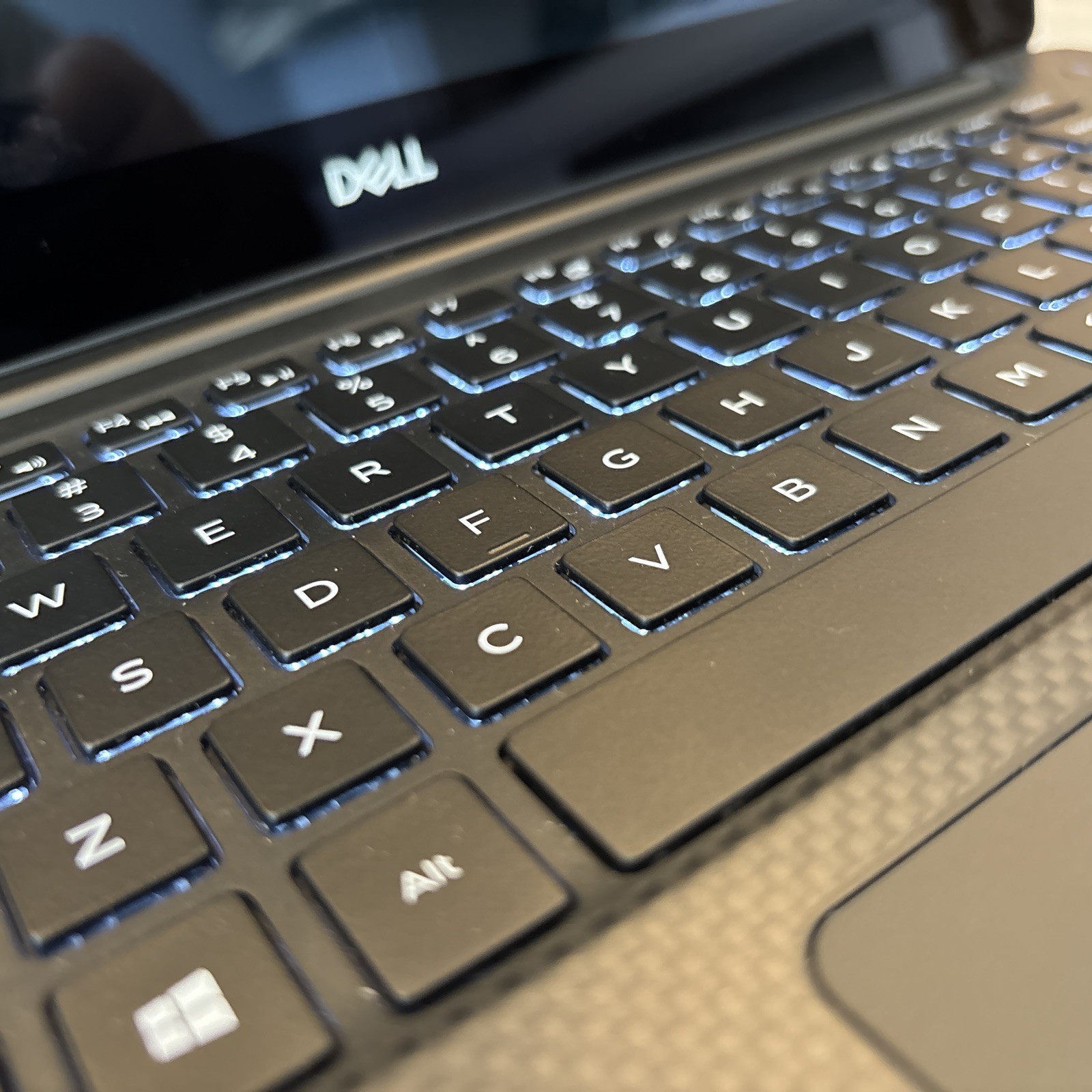 Dell Precision XPS 5540 15in XEON E2276M 64GB 2TB SSD NVIDIA T1000 Win11 Pro WKS