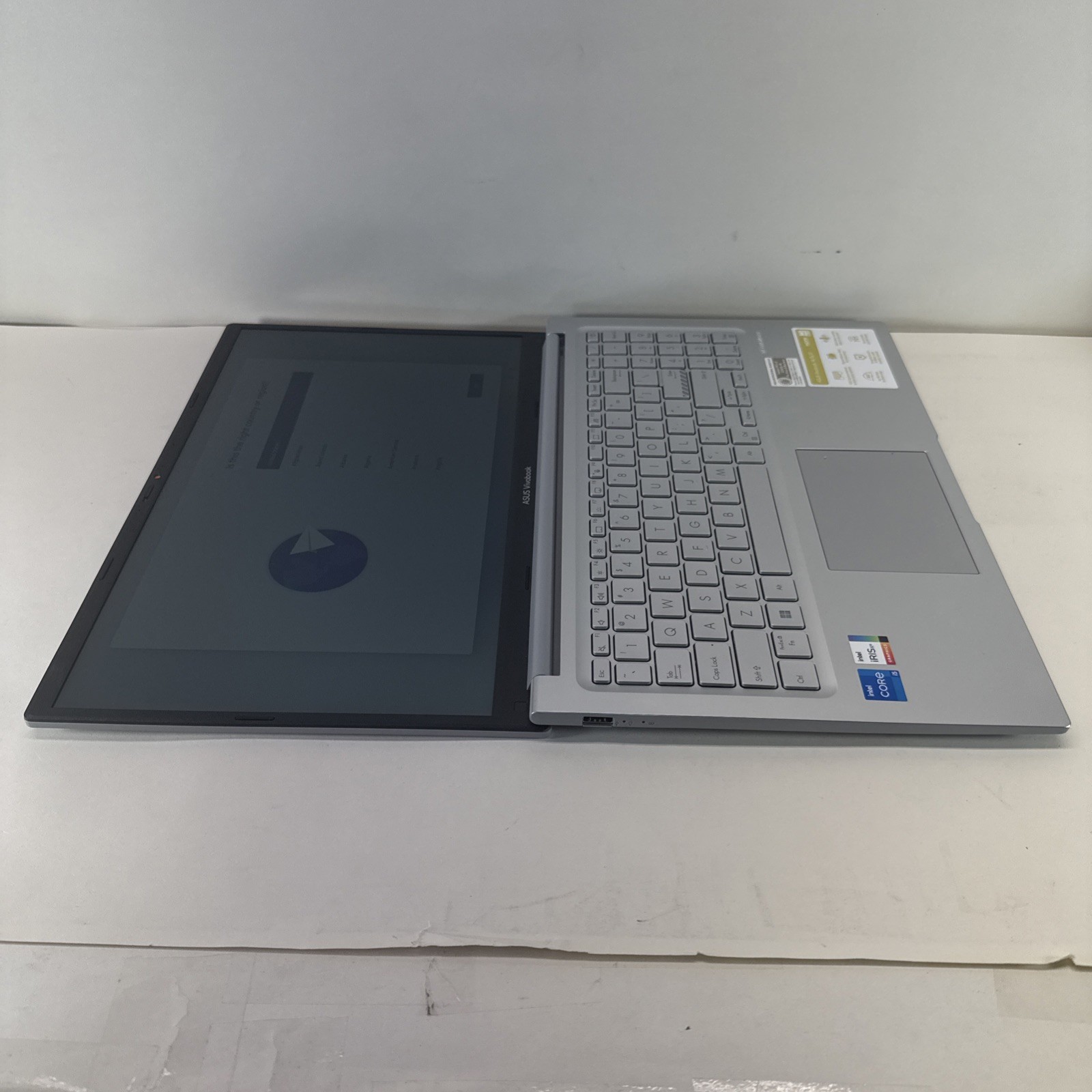 ASUS Vivobook 15.6″ Laptop i5-1334U 16GB 512GB SSD Win11 4 Cycles, Silver