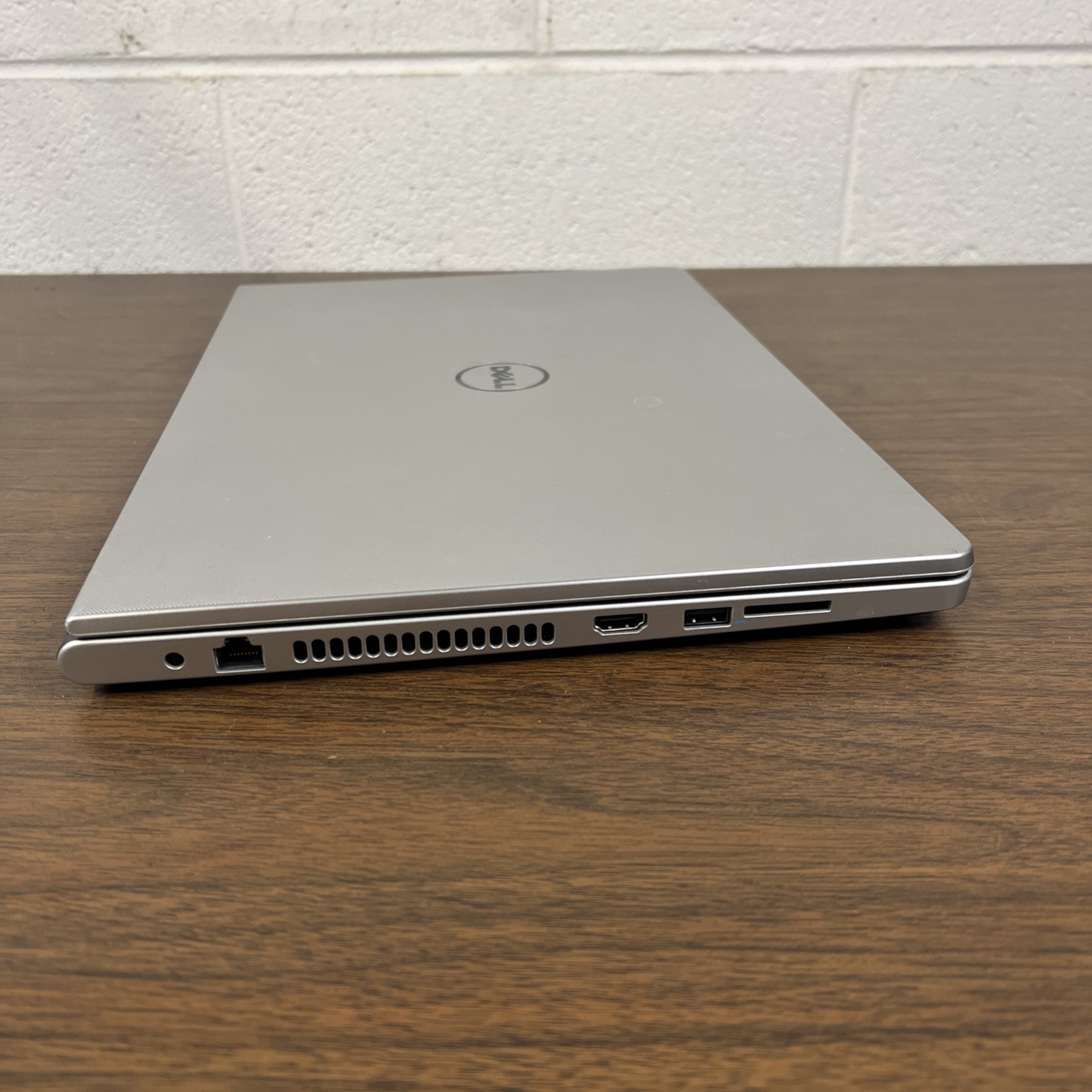 Dell Inspiron 5559, Intel Core i7-6500U @ 2.5GHz, 12GB RAM, NO SSD, NO OS *READ*