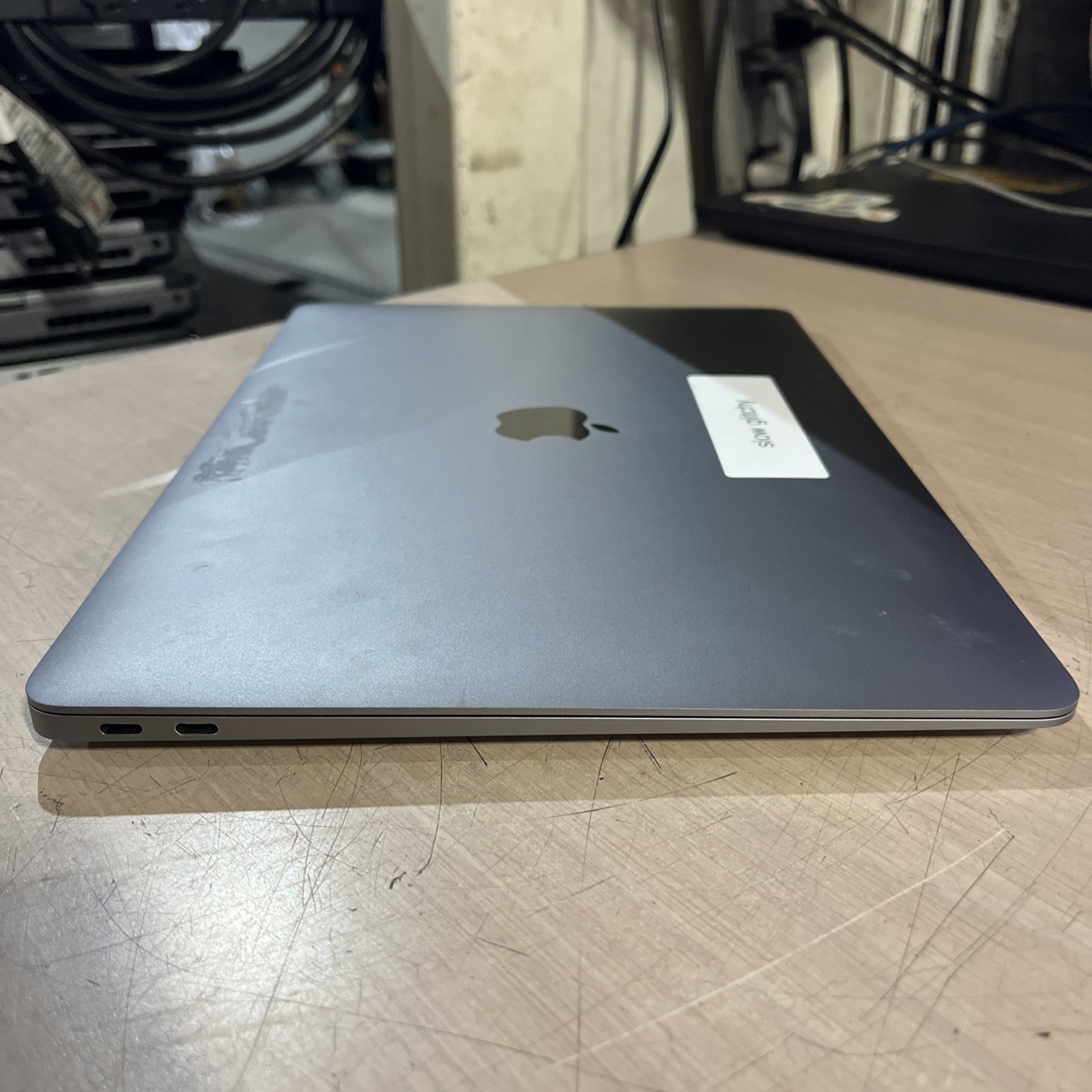APPLE MACBOOK AIR 13″ SCISSOR 2020 CORE I3-1000NG4 1.1GHZ 8GB RAM 256SSD