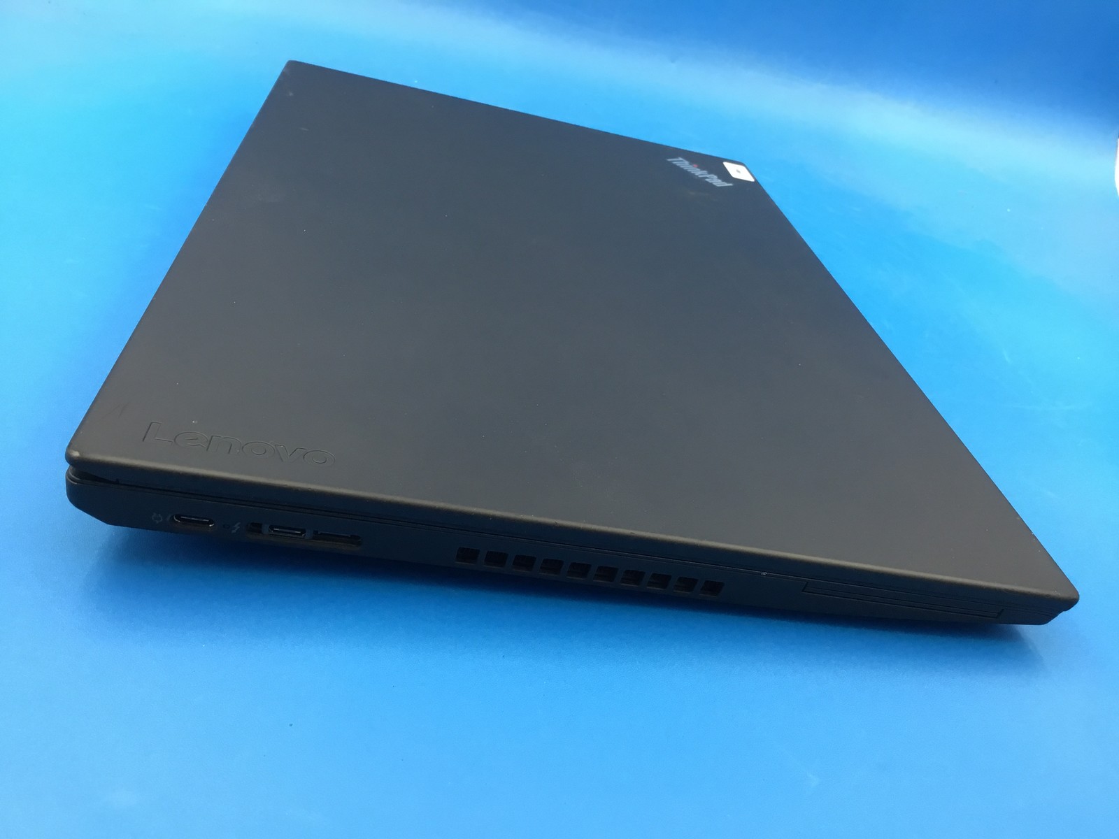 Lenovo ThinkPad P52s 15.6″ LAPTOP i7-8550U@1.80 32GB 512SSD BT BLIT CAM FHD