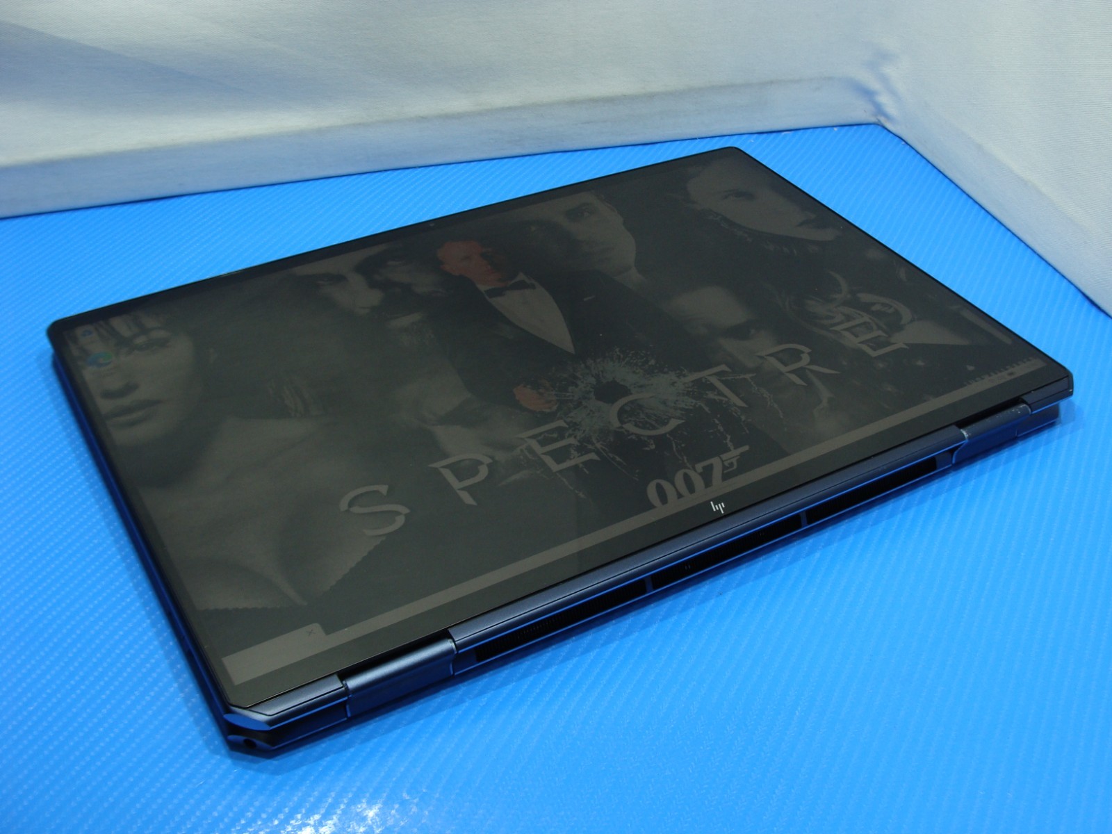 HP Spectre x360 16-f0013dx 16″TOUCH 3K+ 2-in-1 i7-11390H 3.4GHz 16GB 512GB