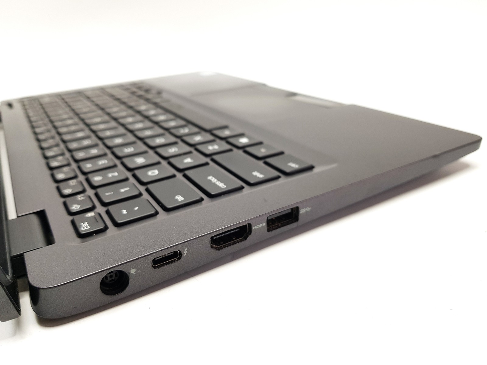 Dell Latitude 5300 13.3″ FHD i7-8665U 8GB RAM 256GB SSD Win 11 Pro Touch Screen
