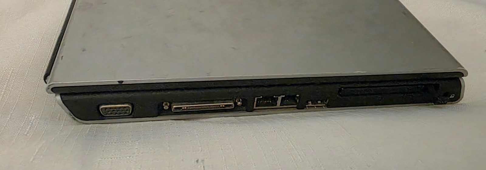 HP Pavilion DV1000 Widescreen Laptop Windows XP No charger Not Tested for parts