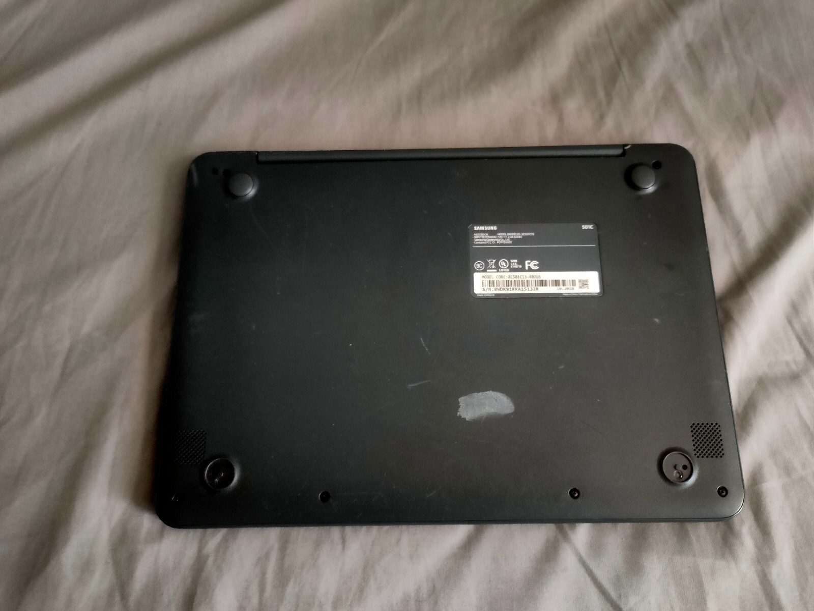 samsung notebook xe501c13 chrome good battery no charger point on screen C Pho