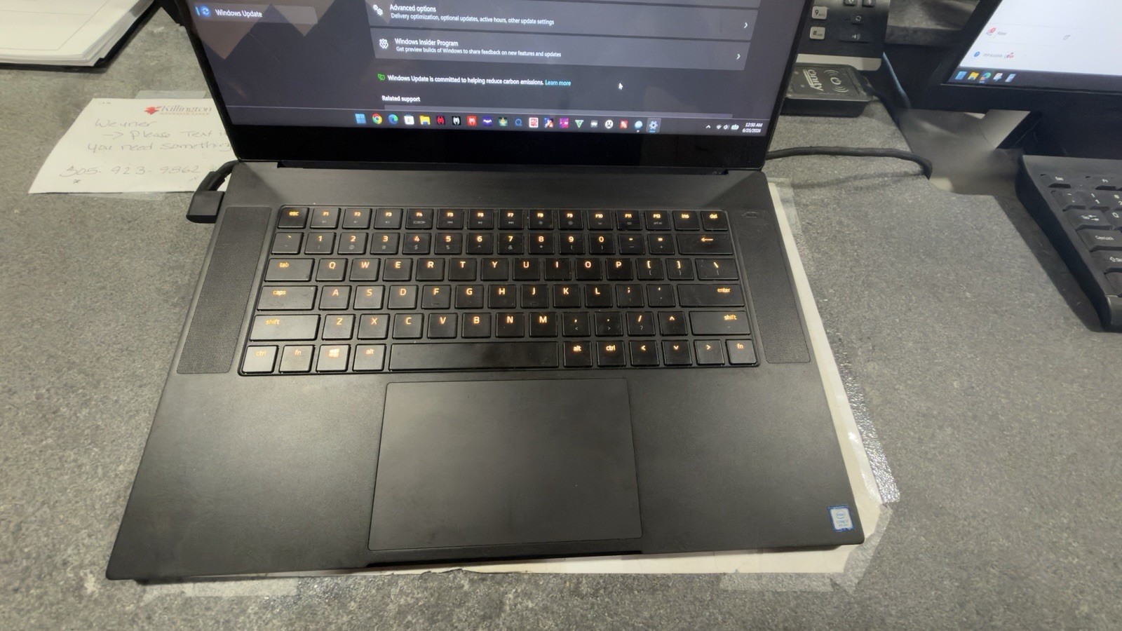 Razer Blade 15 Advanced 318Hz FHD 8 Core i7-10875H 16GB 1TB RTX 2080 SUPER READ