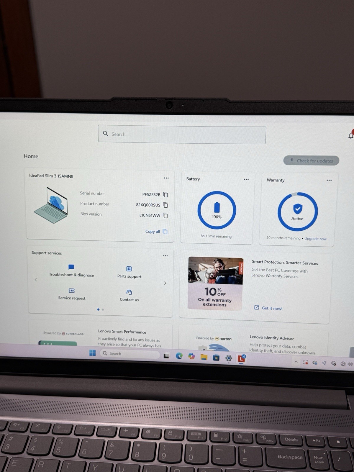 Lenovo IdeaPad Slim 3 15AMN8 15.6″ Ryzen 5 7520U 2.8GHz 8GB RAM 512GB SSD