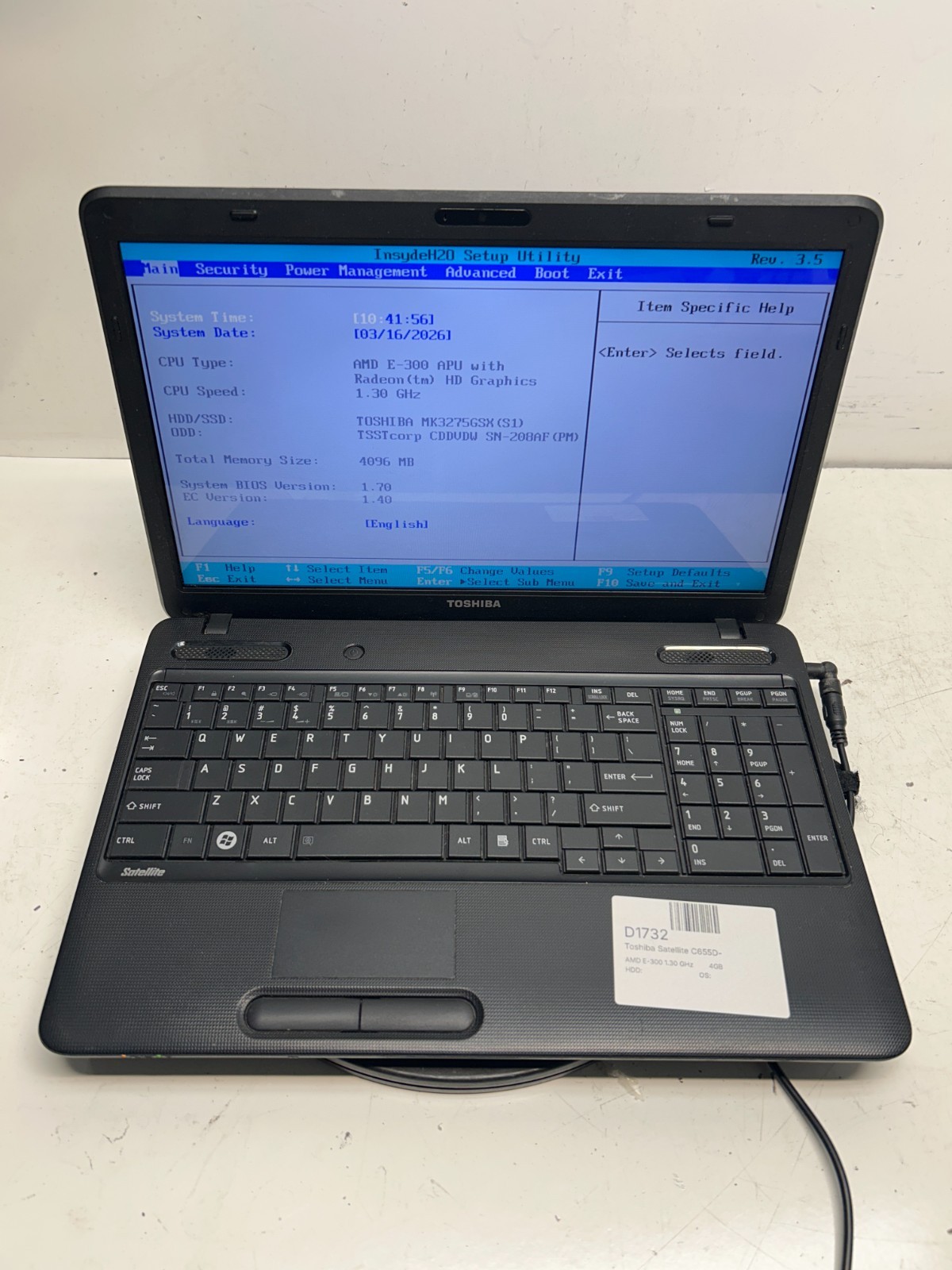 Toshiba Satellite C655D-S5508 AMD E-300 1.30 GHz 4GB NO HDD