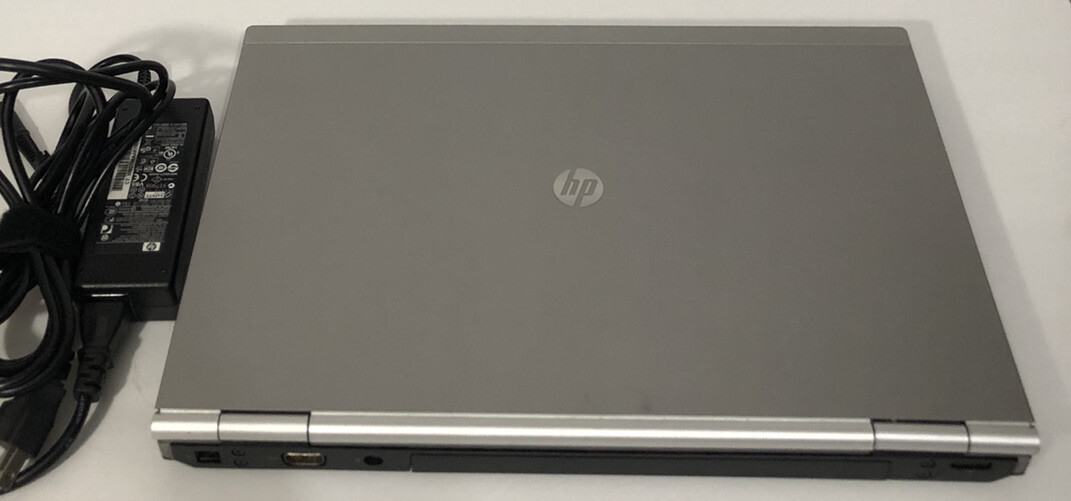 HP EliteBook 8560P Laptop i7-2620M 2.2GHz 250GB HDD 6GB RAM Windows 10 Pro. Used