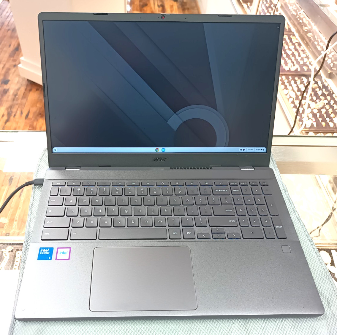 ACER 515 15.6″ Chromebook Plus Intel® Core i5 8GB DDR5 256GB SSD Laptop Working!