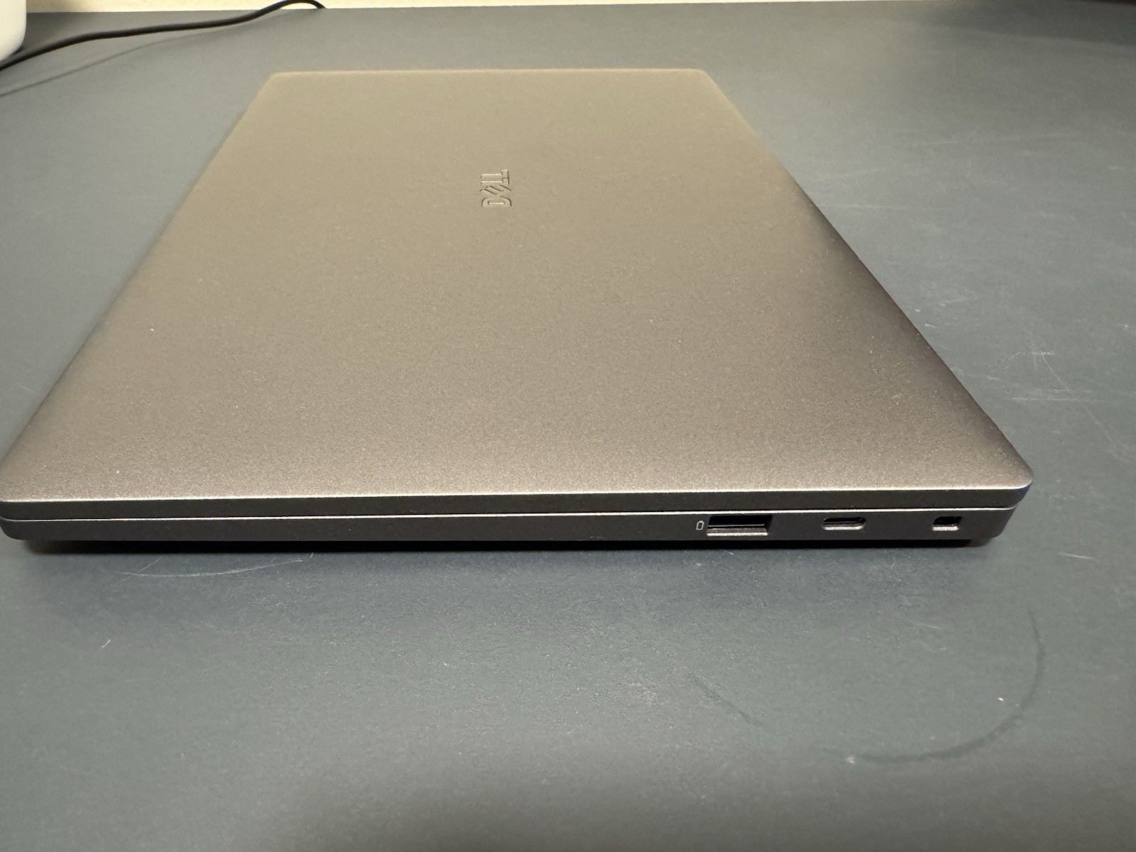 Dell Pro 14 Premium PA14250 QHD+TANDEM OLED TOUCH 4.7GHz Ultra 5-VPro 32GB 512GB