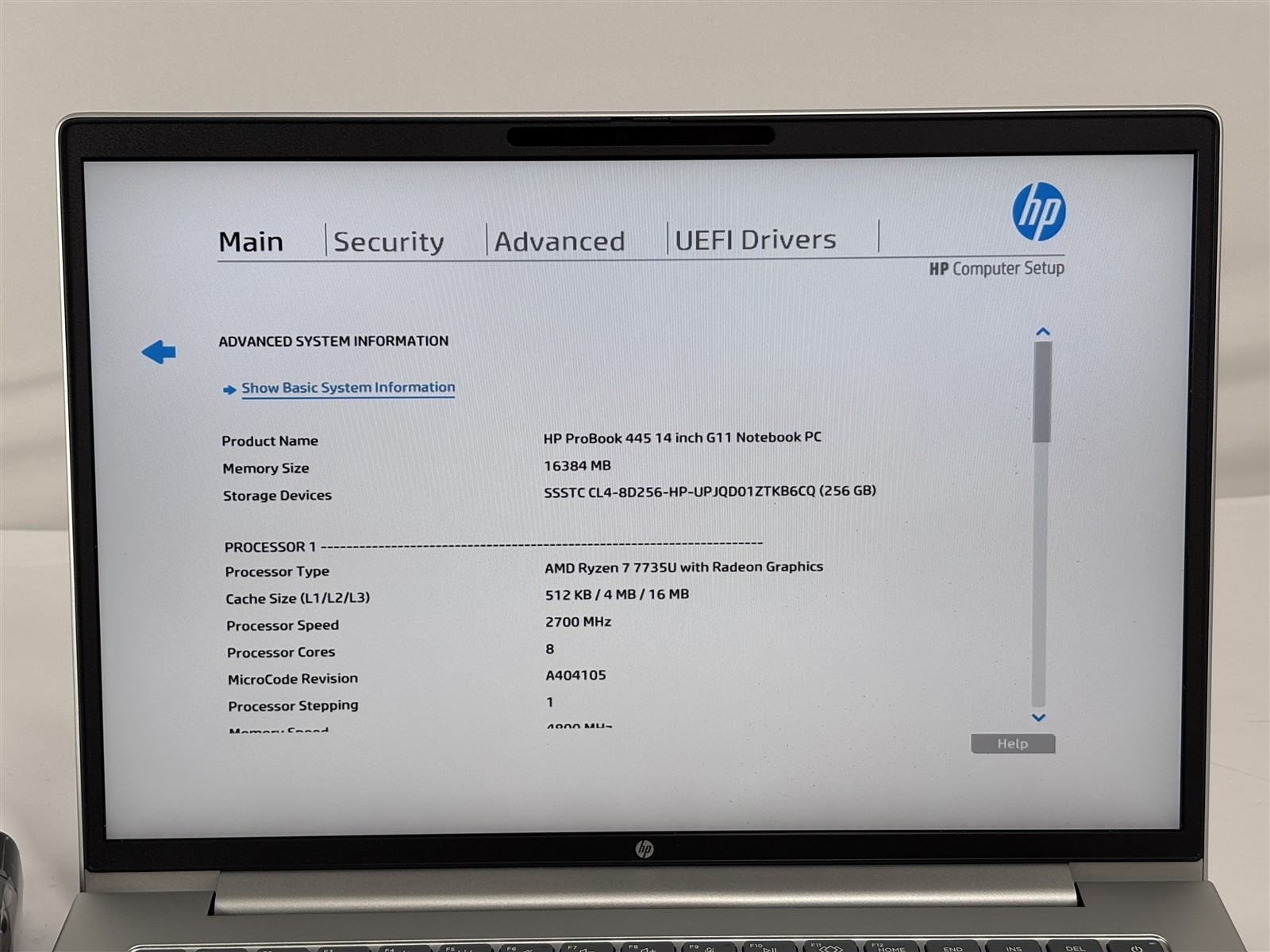 HP ProBook 445 G11 14″ AMD Ryzen 7 7735U 2.7GHz 16GB 256GB SSD Radeon 680M
