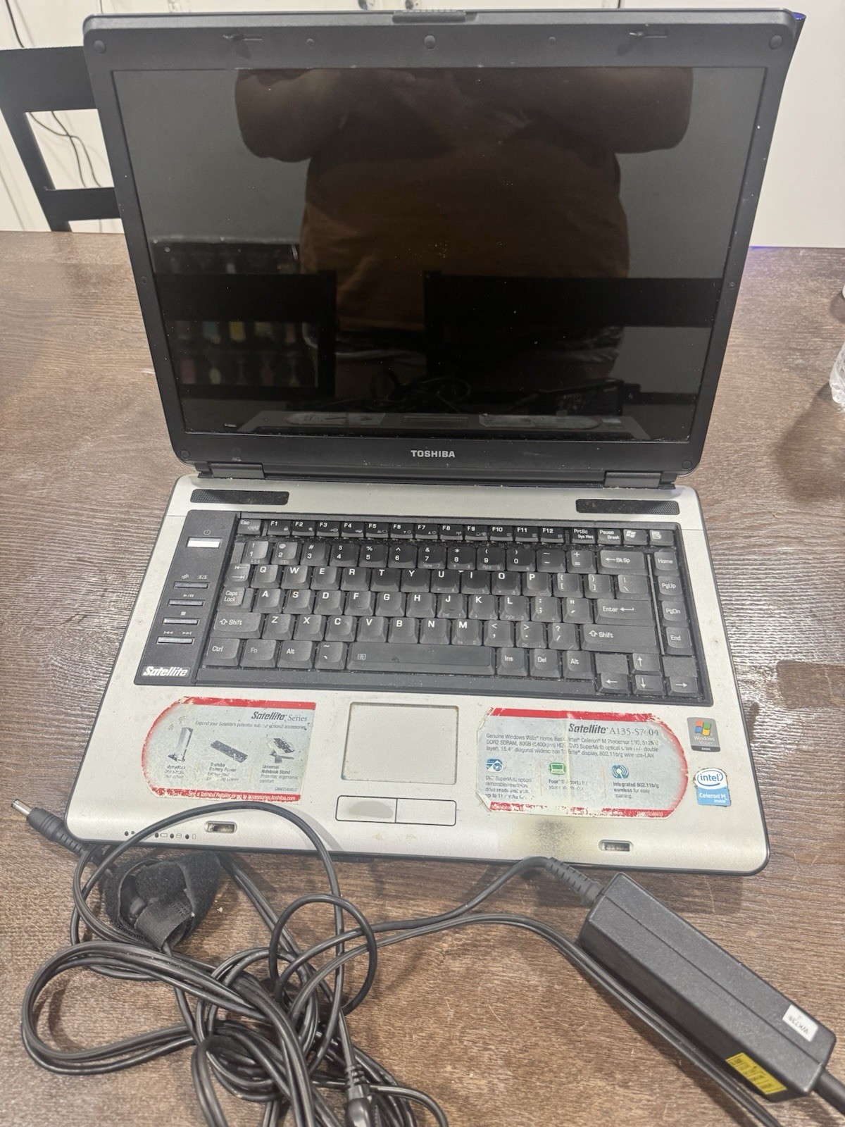 Toshiba Satellite A135-S4794 15.4″ XP Home Celeron 1.73GHz 512MB 80GB