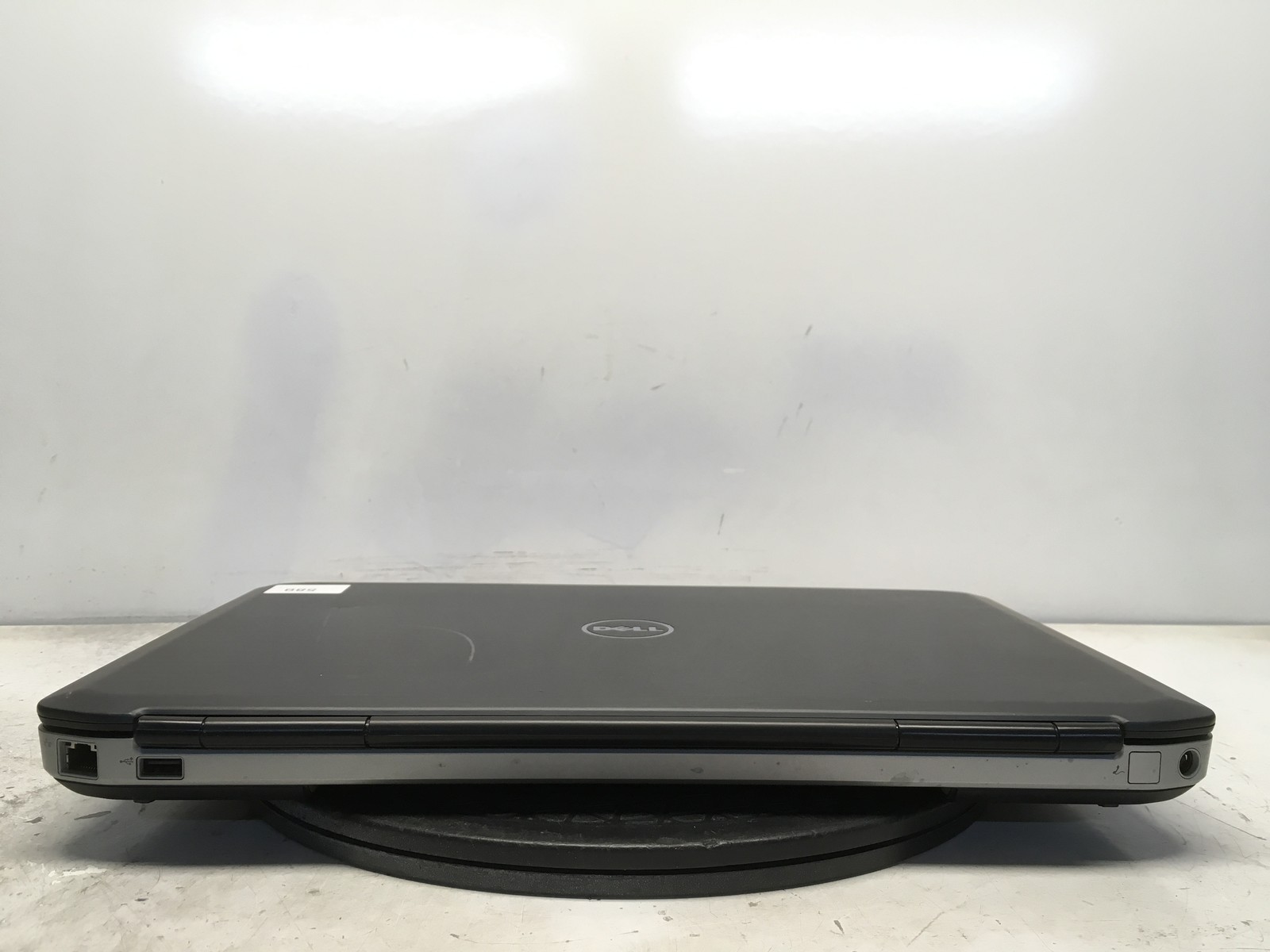 Dell Latitude E5530 Intel i5-3230M 2.6GHz 4 GB NO HDD No Batt