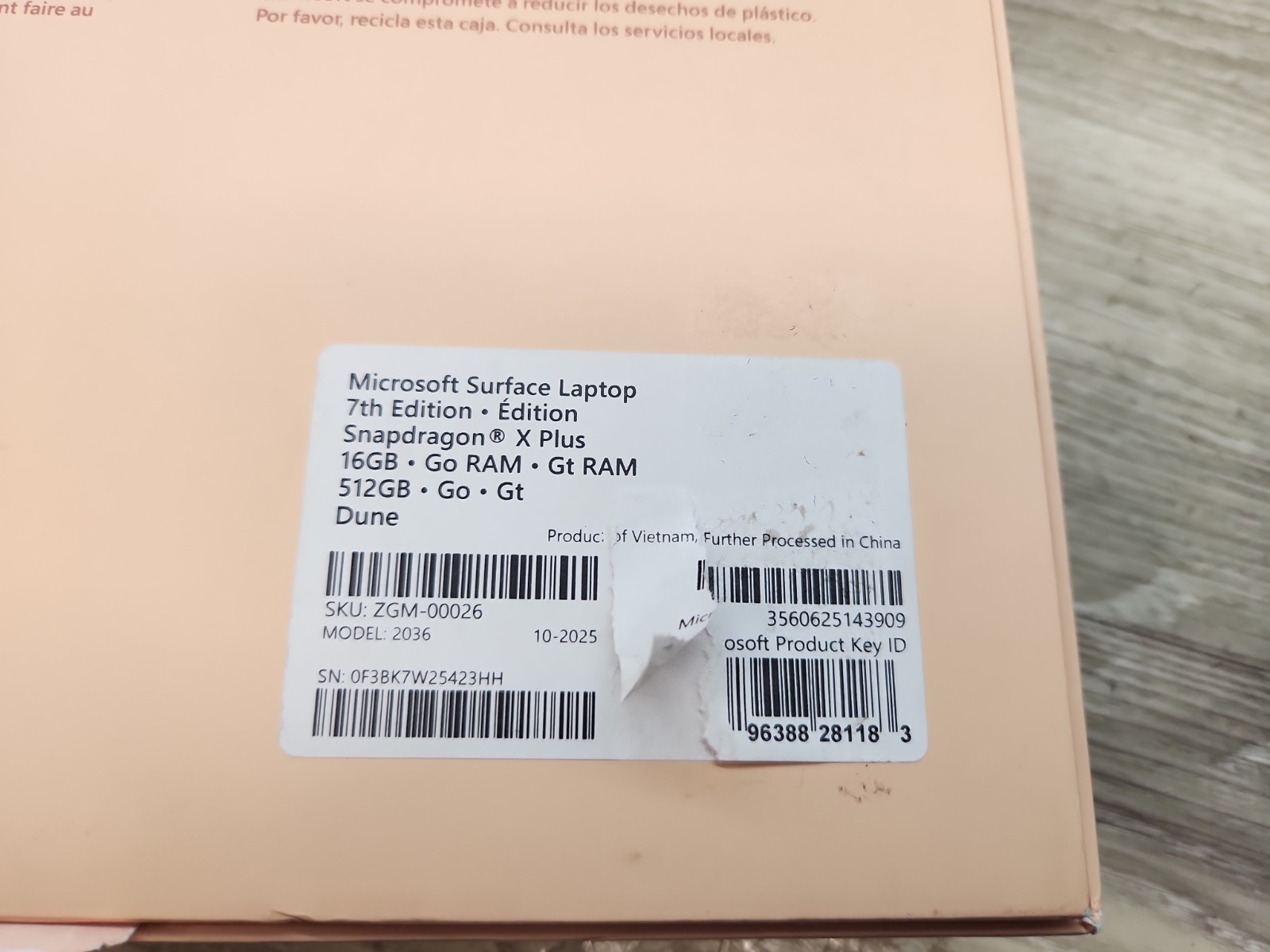 Microsoft Surface Laptop 7 13″ Snapdragon X Plus 16GB 512GB SSD (Read)
