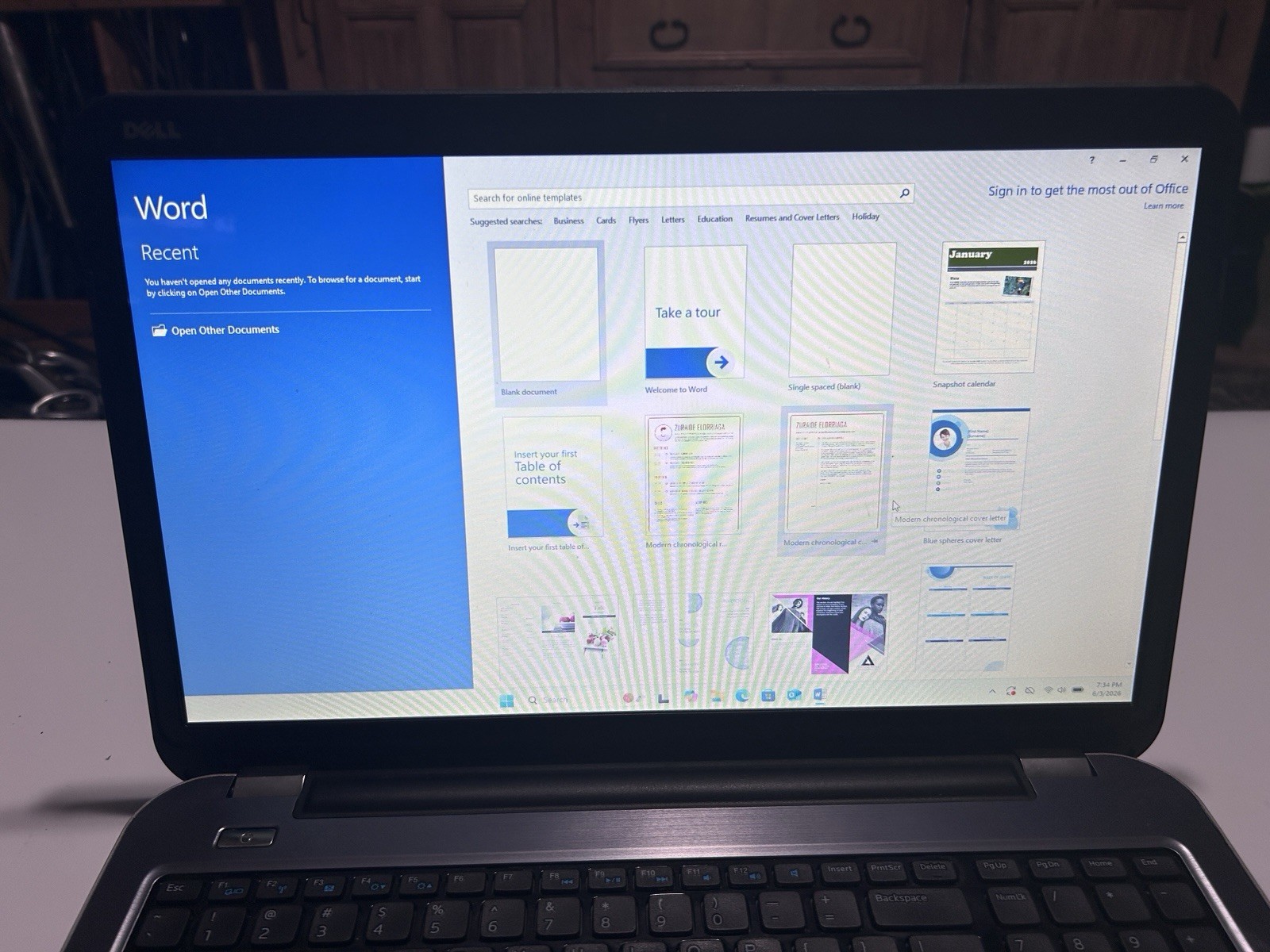 Dell Inspiron 17R 5737 i3-4010U 6GB 256GB SSD Win11 Office 2016