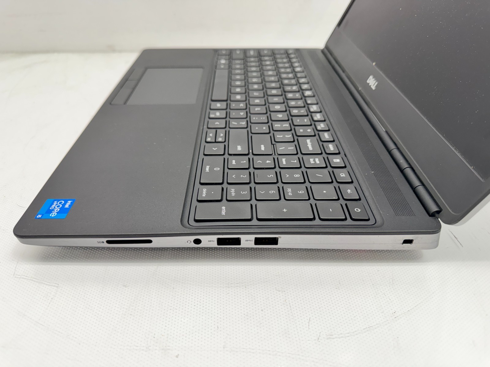 Dell Precision 7560 Laptop i5-11500H@2.90GHz 16GB 256 SSD T1200 Win 11 *READ