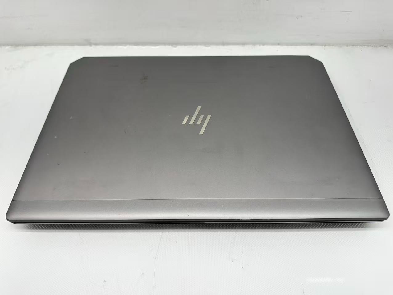 HP ZBook 15 G6 Intel i7-9750H@2.60Ghz 32GB RAM 256GB SSD T2000 Win 11 No/AC