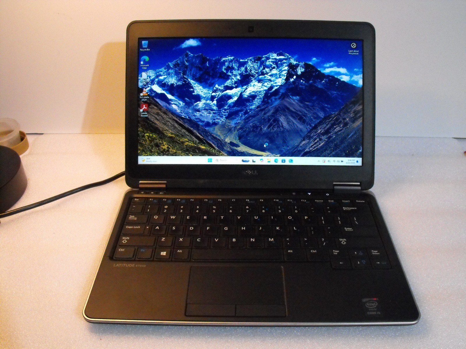 Dell Latitude E7240 12.5″ Intel Core i5-4310U 2.0 GHz, 8GB 128GB SSD Win 11 Pro