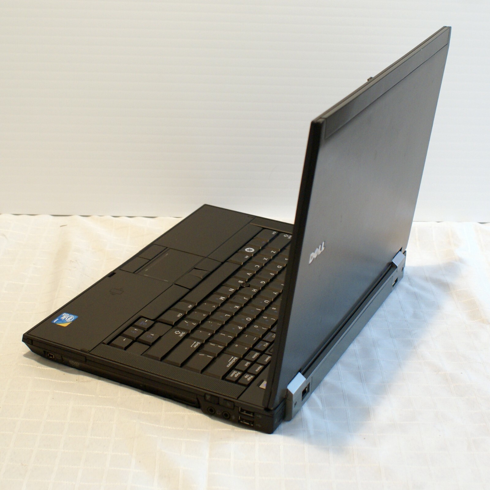 Dell Latitude E6400 Intel C2D P-8700 2.53Ghz 4GB 250GB Windows 10 Pro Ac Adapter