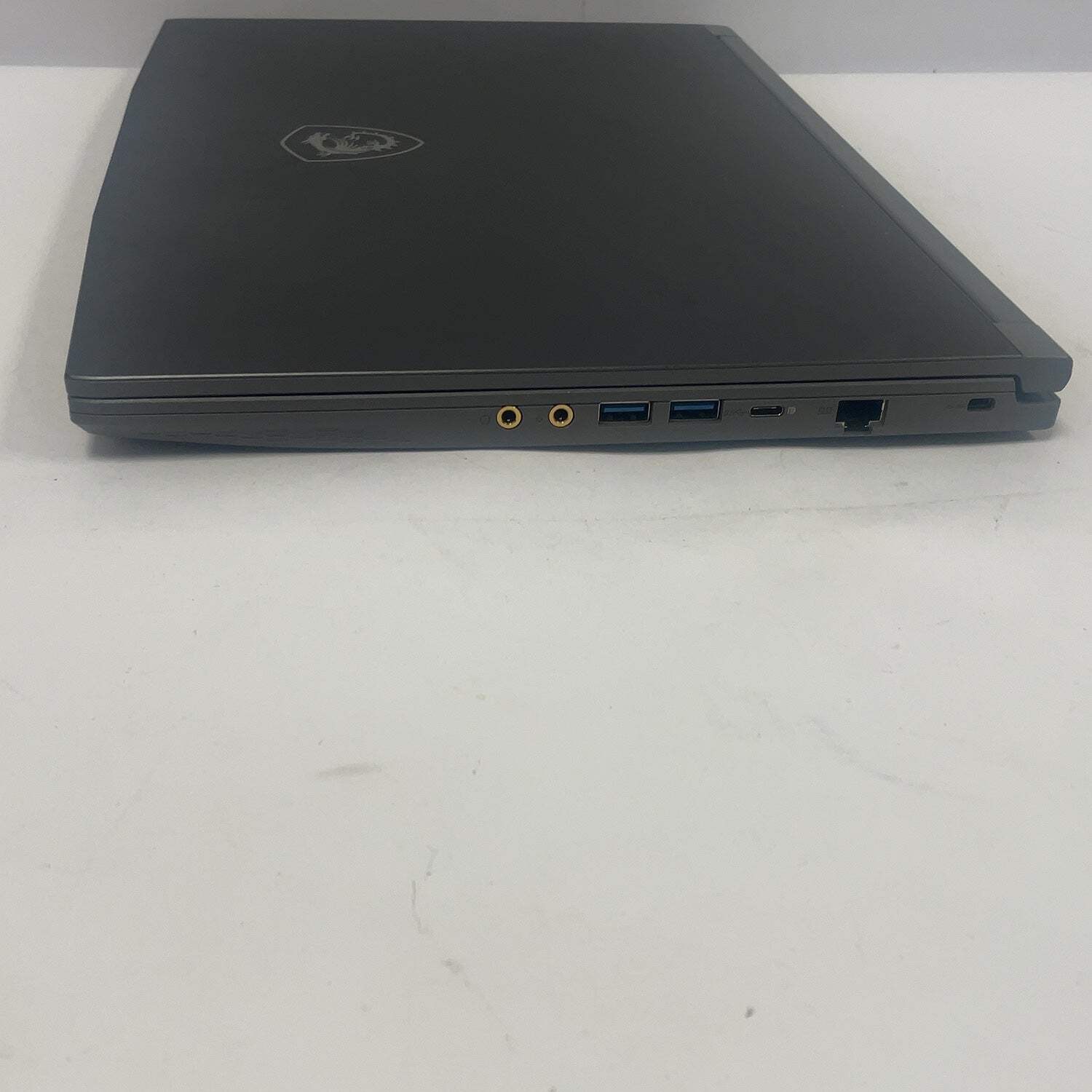 MSI Thin 15 B13UC 15.6″ i5-13420H 2.1GHz 16GB RAM 512GB SSD