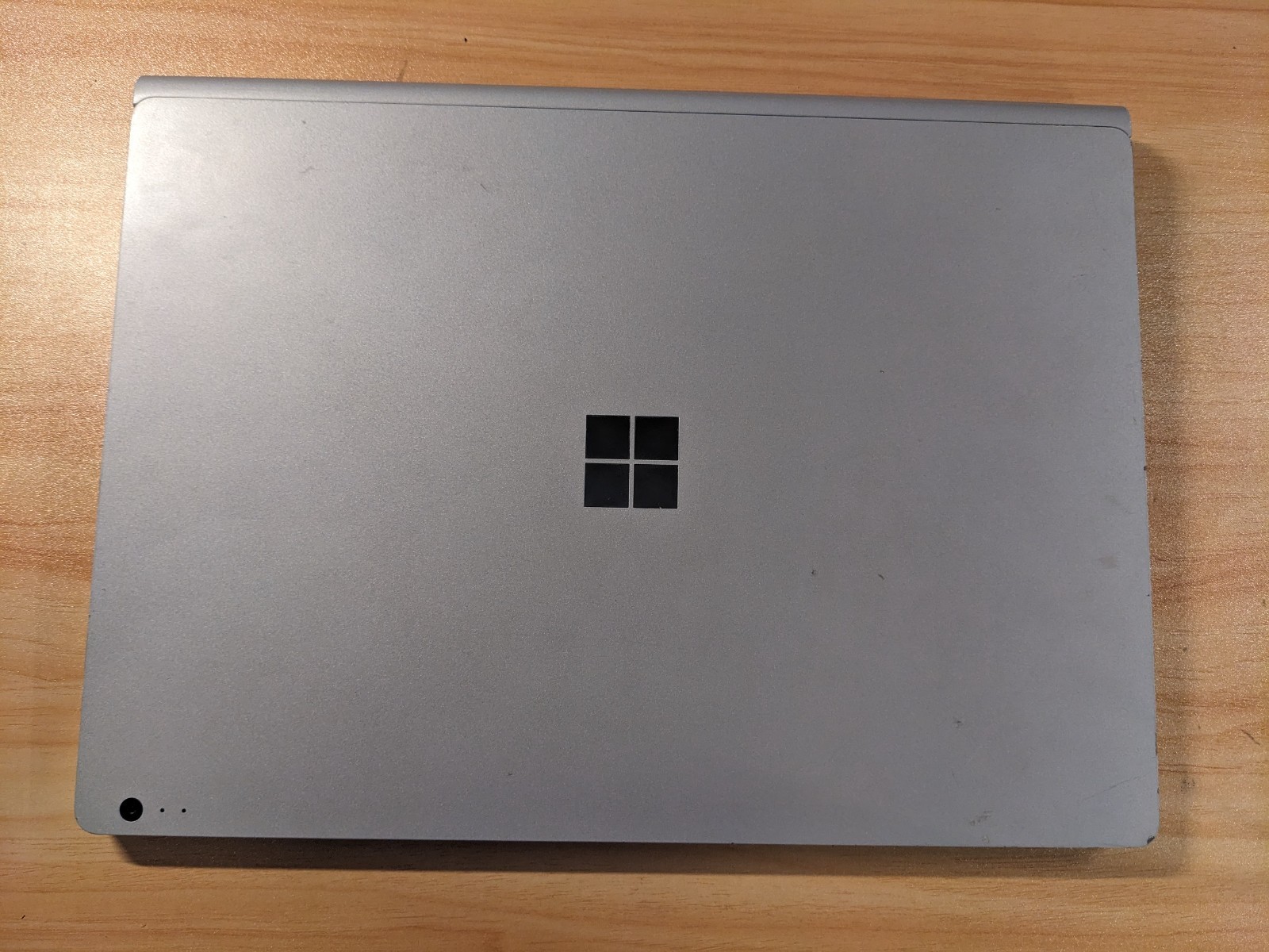 Microsoft Surface Book 2 13.5 (128GB, i5 7300,8GB)-with keyboard-Read please