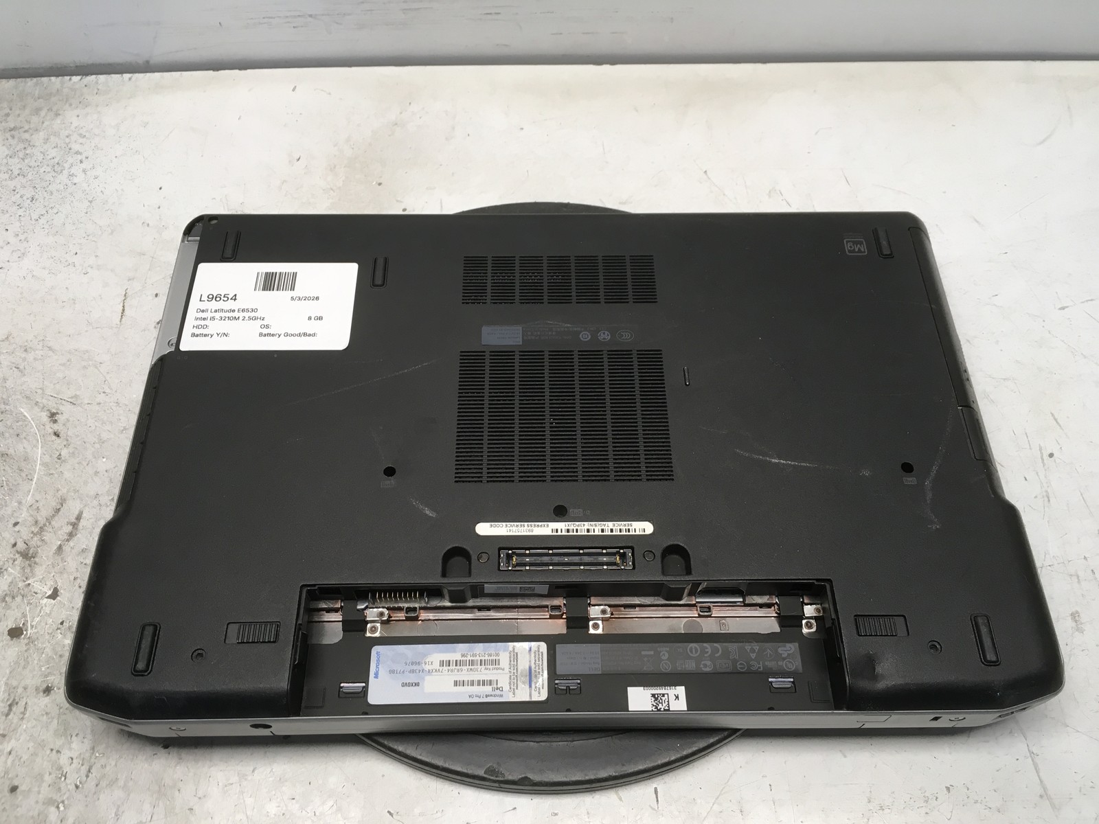 Dell Latitude E6530 Intel i5-3210M 2.5GHz 8 GB NO HDD No Batt