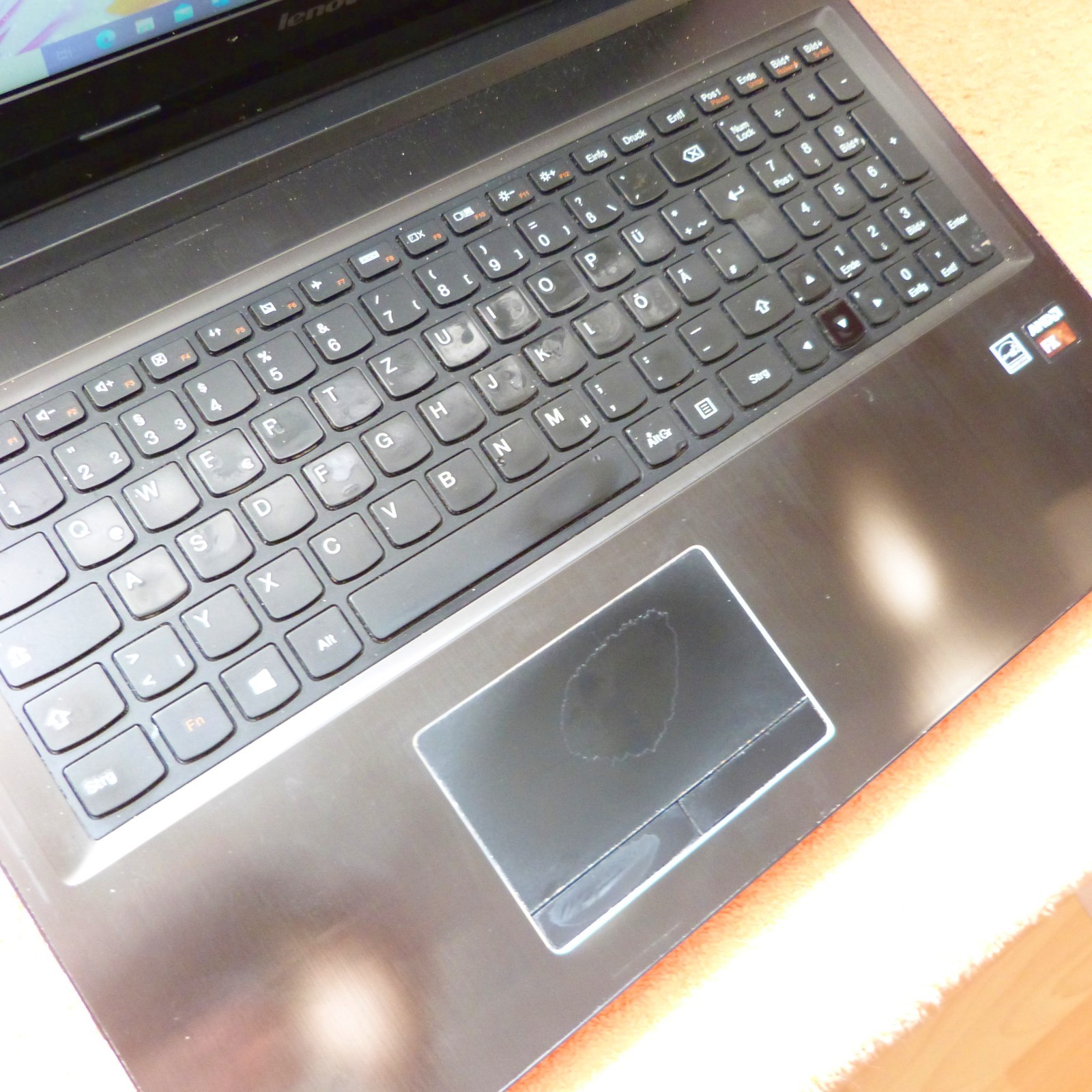 Lenovo Z50 ULTRABOOK 15″ FULLHD l 750 Windows 10 l AMD QUAD CORE l 12GB RAM