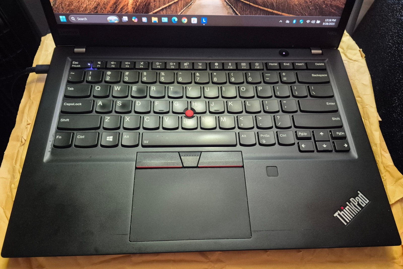 LENOVO THINKPAD T490S TOUCH i7-8565U 16GB RAM 512GB NVMe WIN 11 + OFFICE 2021