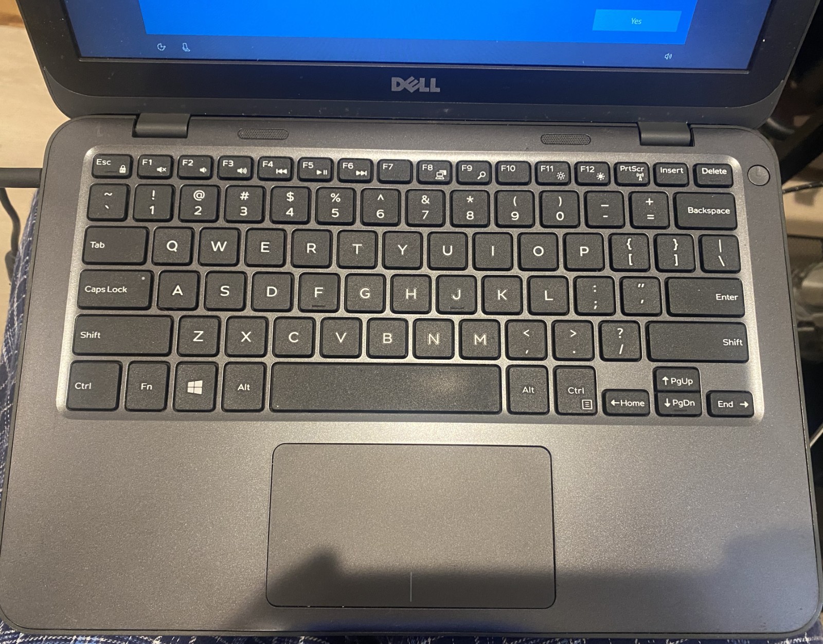 DELL INSPIRON P24T 11″ Notebook with AC adapter charger