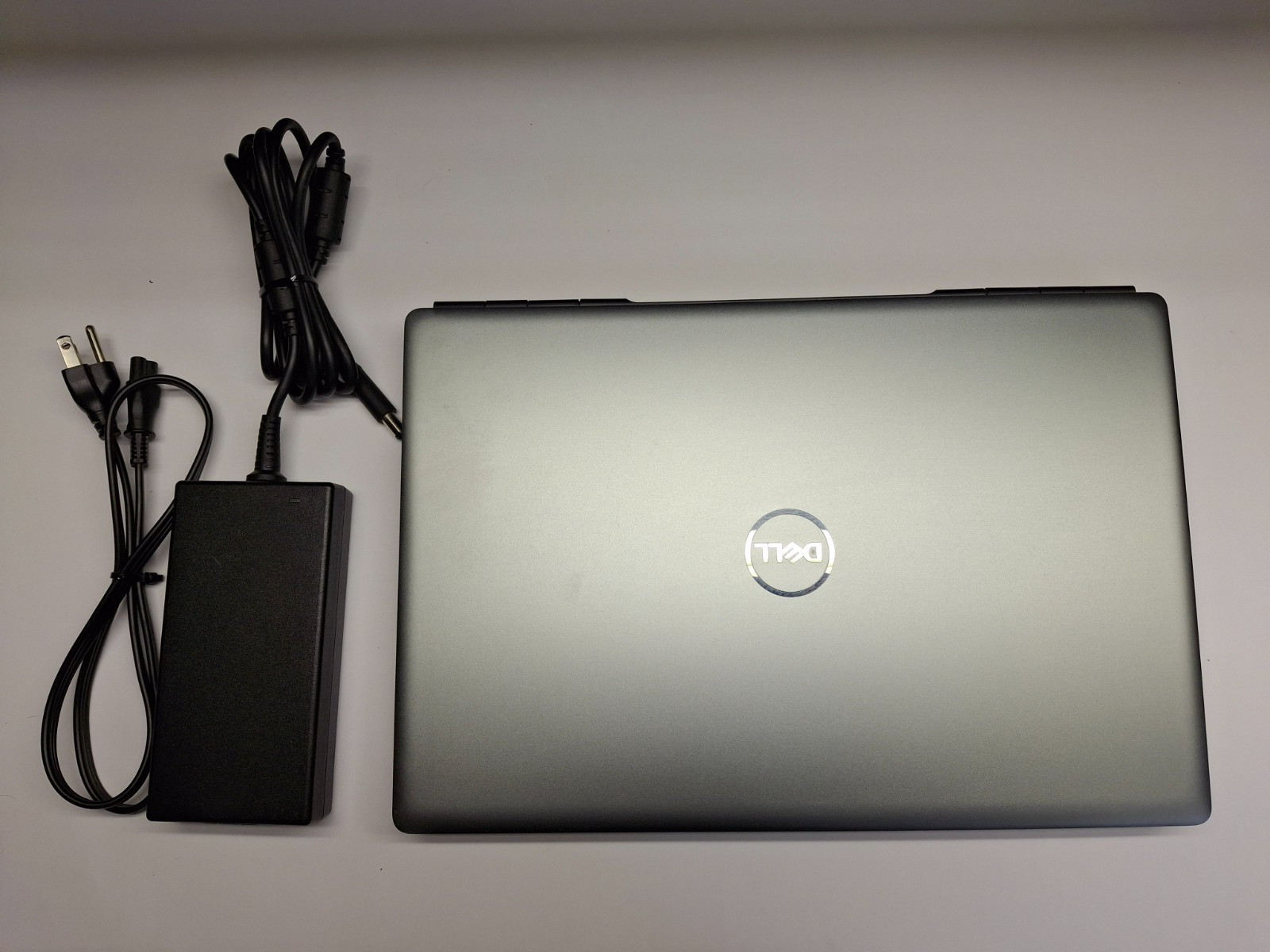 DELL PRECISION 7550 15.6″FHD i7-10875H 512GB SSD 32GB Webcam Wifi Bluetooth W11P
