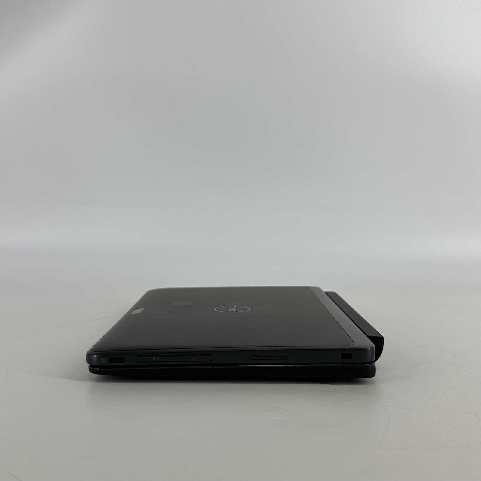 Dell Venue 10 Pro 5056 TOUCH Atom x5-Z8500 1.44GHz 4GB 128GB Good – BAD CAMERA