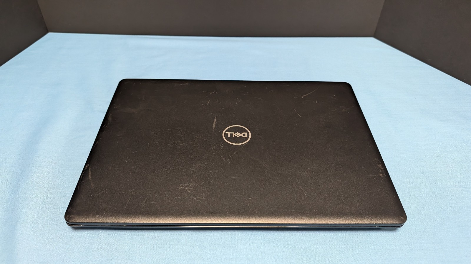 DELL LATITUDE 3490 – i3-7130 8GB RAM NO HDD NO OS MISSING HINGE COVER READ!