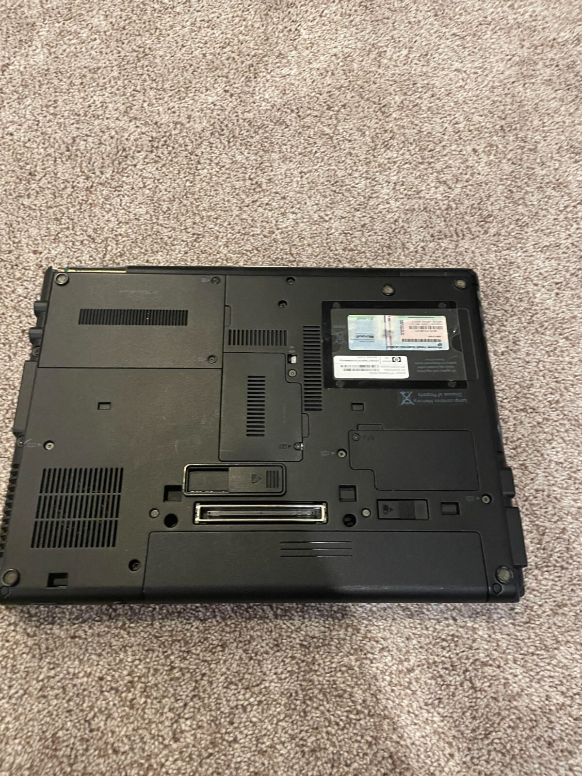 HP Elitebook 6930p, Bad drive, Cosmetically worn, Charger Included