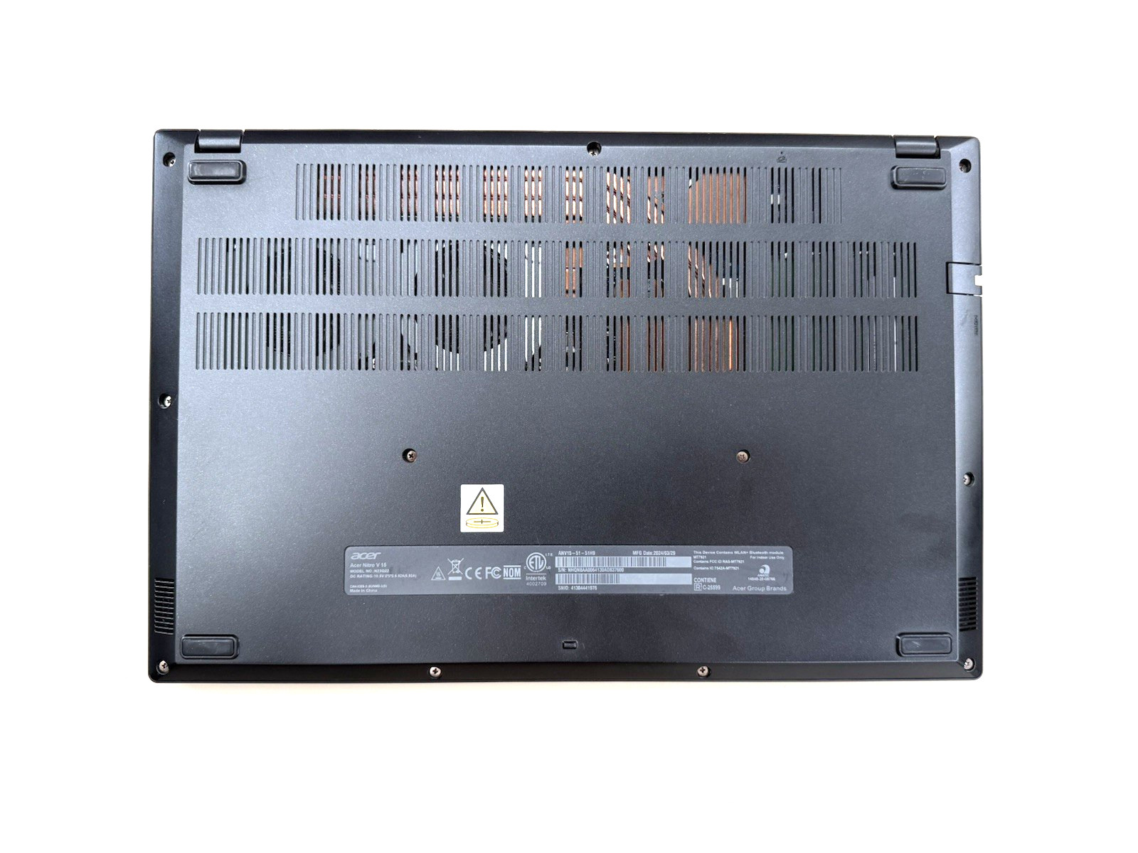 Acer Nitro V 15 Laptop – RTX 4050 – 16GB DDR5 – 512GB SSD – i5-13420H – WIN 11