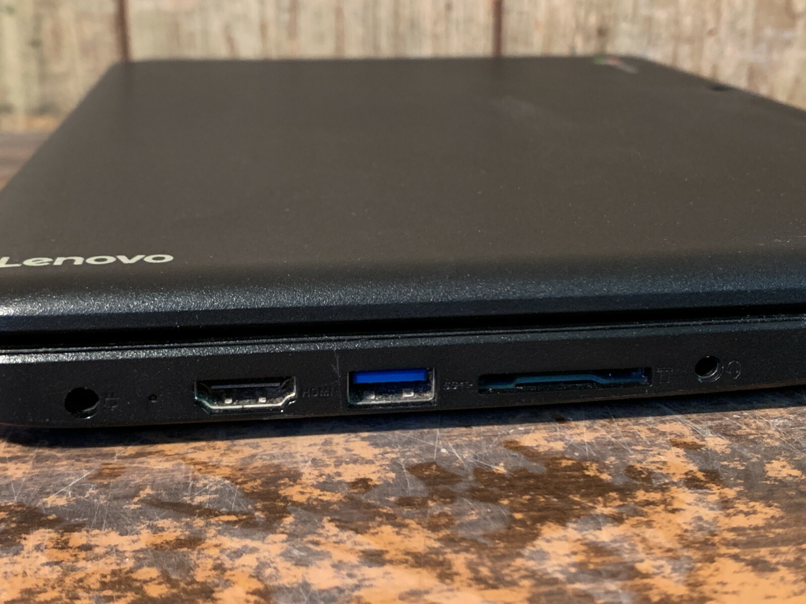Lenovo Chromebook N23 11.6″ Intel Celeron N3060 1.6GHz 4GB RAM 16GB SSD