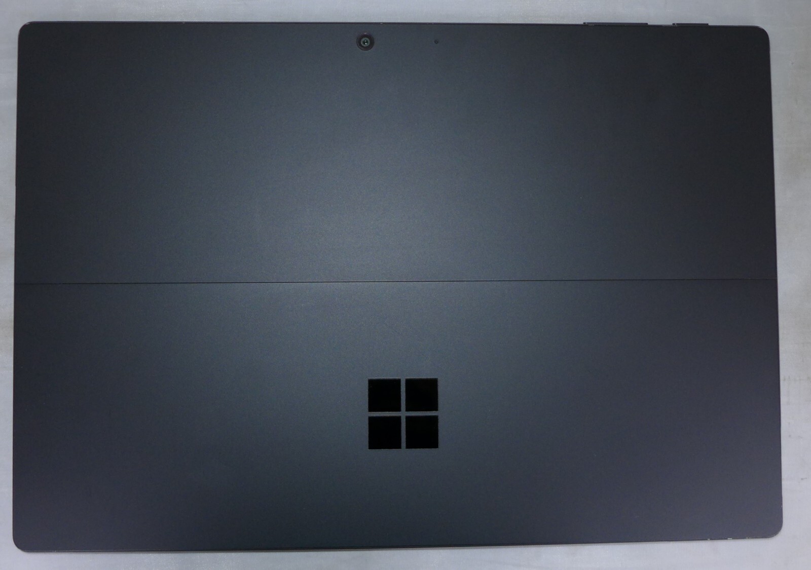 Microsoft Surface Pro 7, 12.3″, Black, 256GB, i7, 16GB- Remote management lock