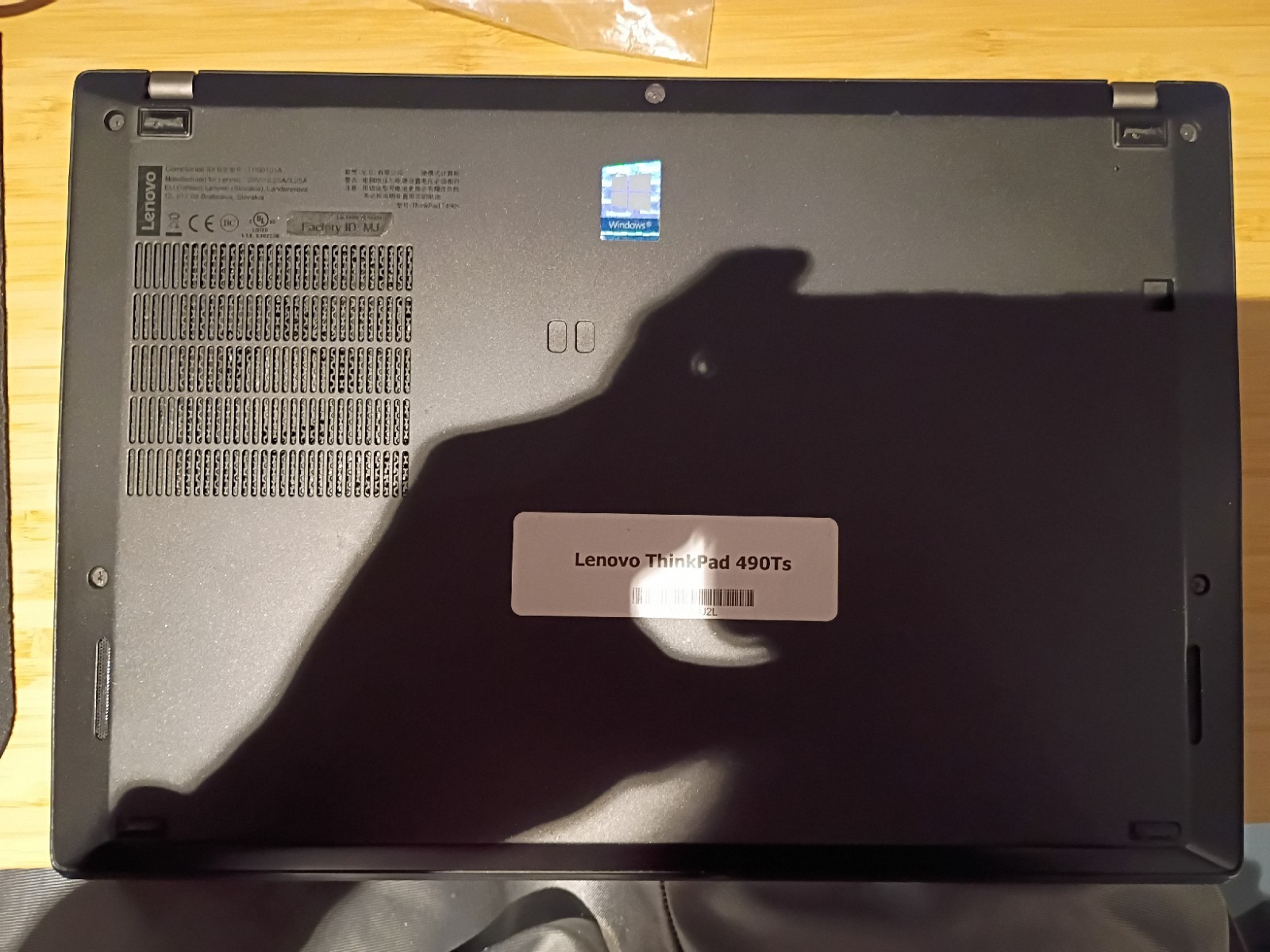 Lenovo ThinkPad T490s Core i5 8365U 8GB Battery Inc
