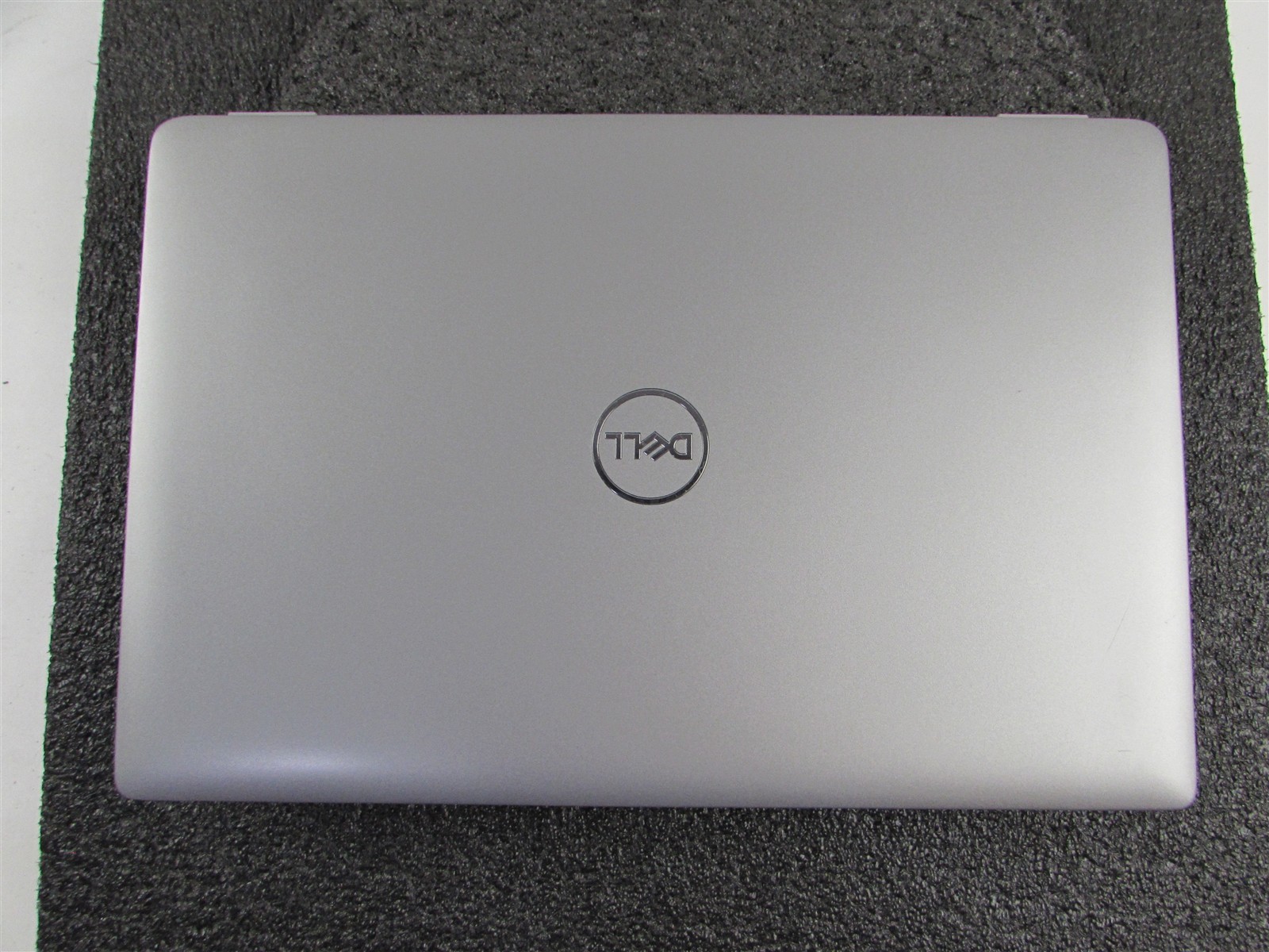 DELL LATITUDE 5450 1920X1080 FHD CORE ULTRA 5 135U 512GB SSD NO RAM NO O.S