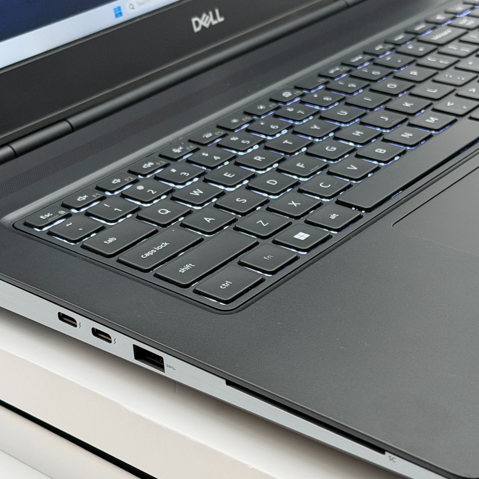 DELL PRECISION 7760 CORE i9 *128GB RAM* 2TB RTX A5000 16GB – 100% BATTERY