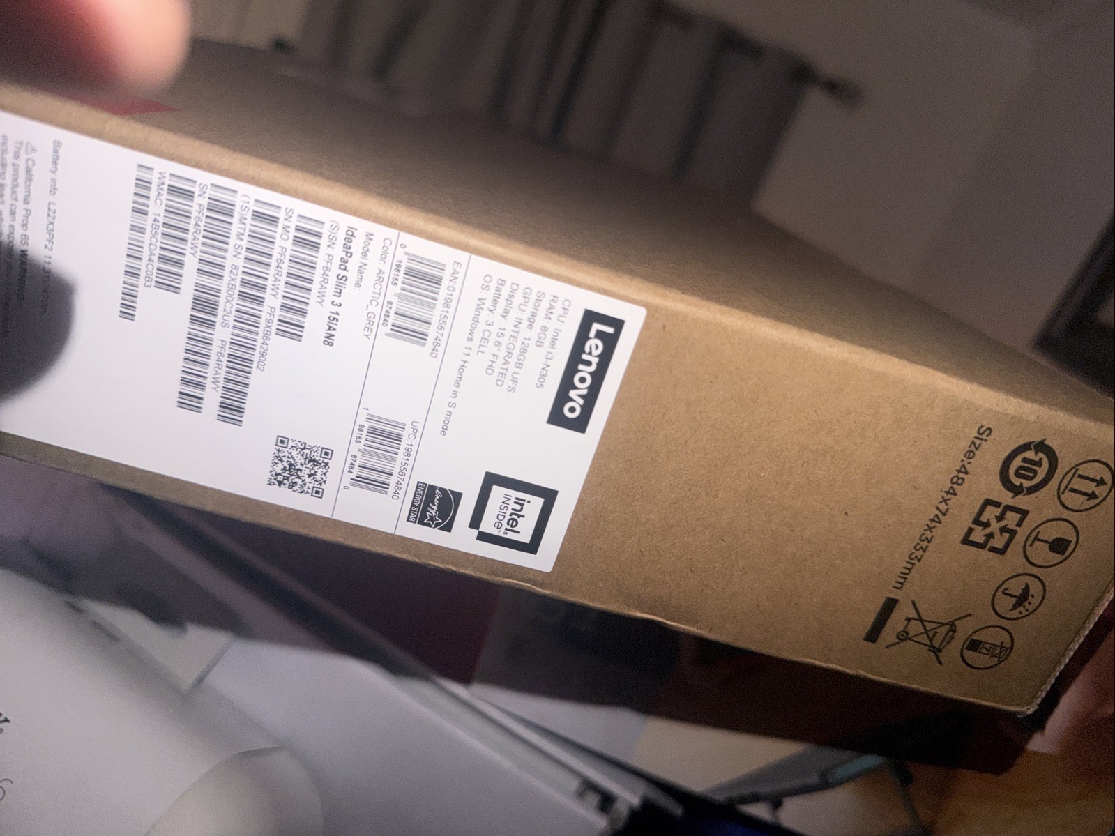 Lenovo IdeaPad Slim 3 15IAN8 – 15.6″ i3-N305 8GB DDR5 128GB Windows 11 Home