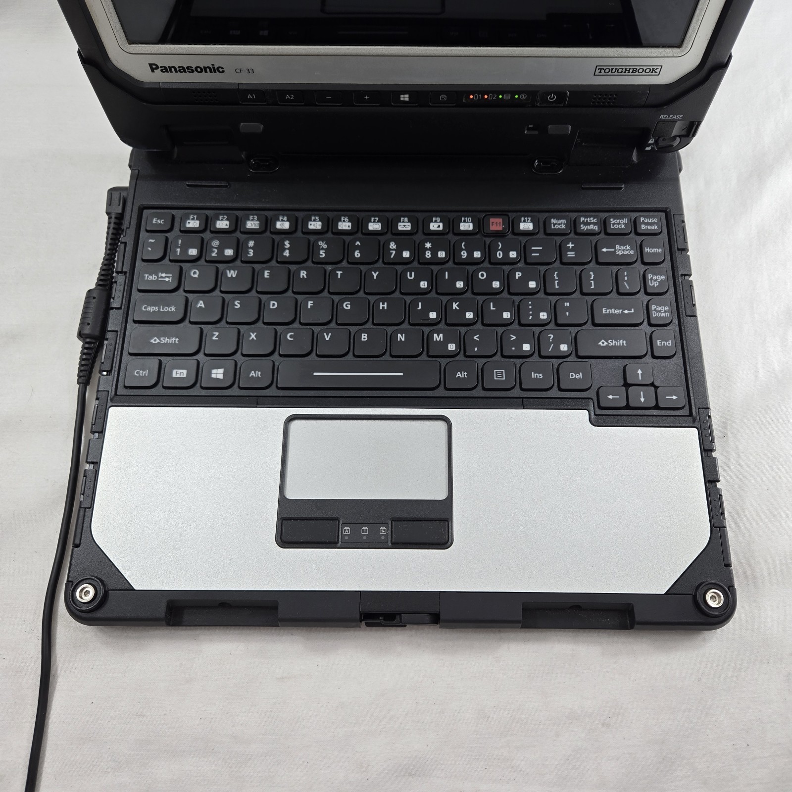 Panasonic Toughbook CF-33 i5-7300U 2.6GHz 256GB SSD 16GB Ram 4G – GPS – Grade B