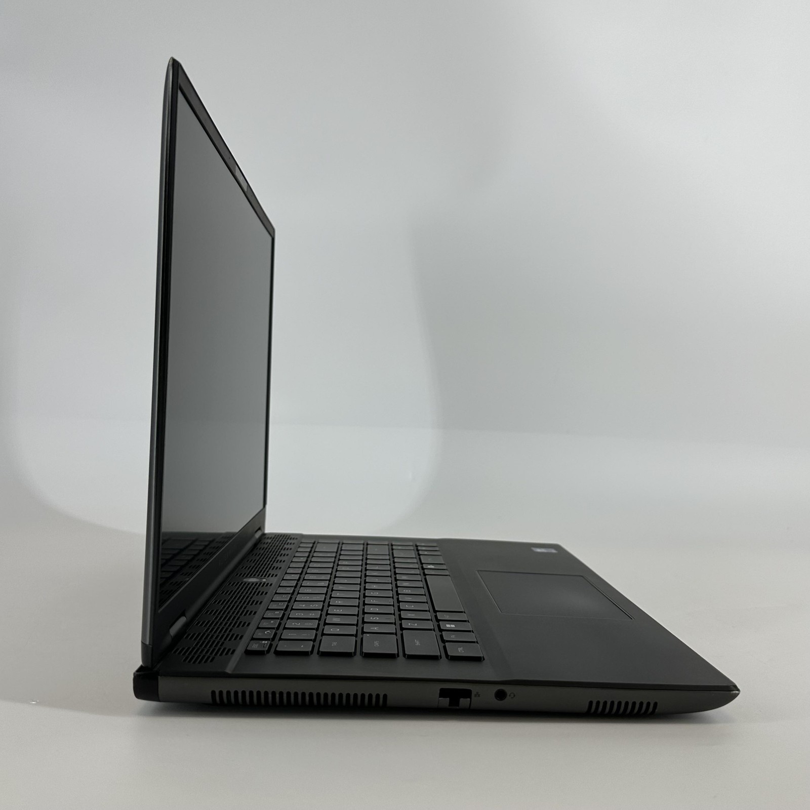 Dell Alienware M16 R2 240Hz QHD+ 1.4 GHz Ultra 7 155H 16GB 1TB SSD RTX 4070 Good
