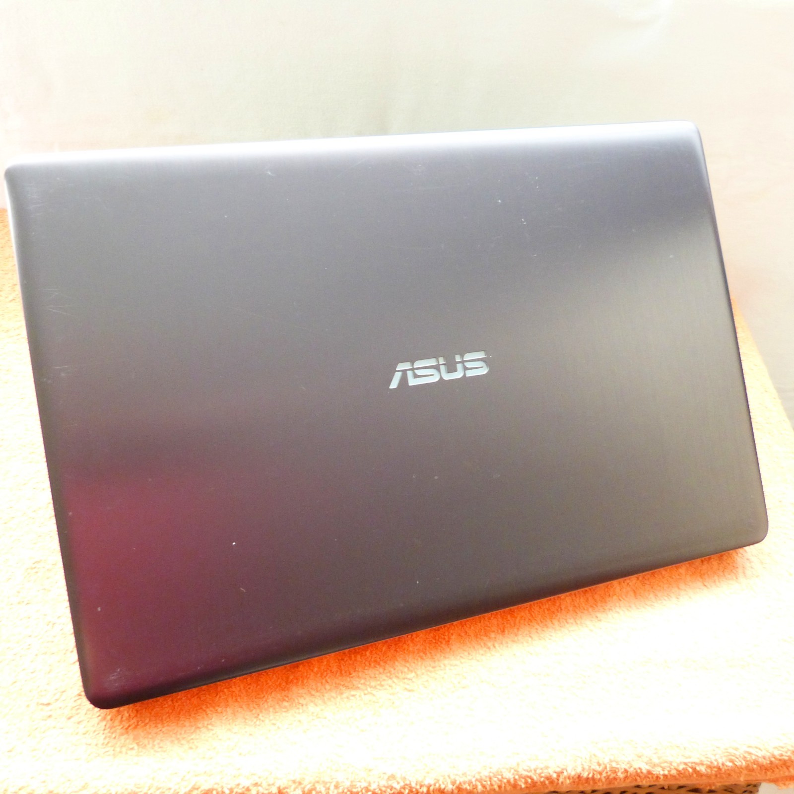 Asus N750 VivoBook Premium METAL 17″ FULLHD GTX l SSD Windows 11 I Core i7