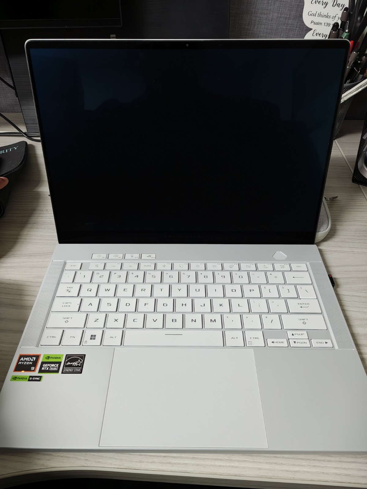 ASUS ROG Zephyrus G14 3K 120Hz OLED (Ryzen 9 8945HS, 16GB/1TB, RTX 4060) White