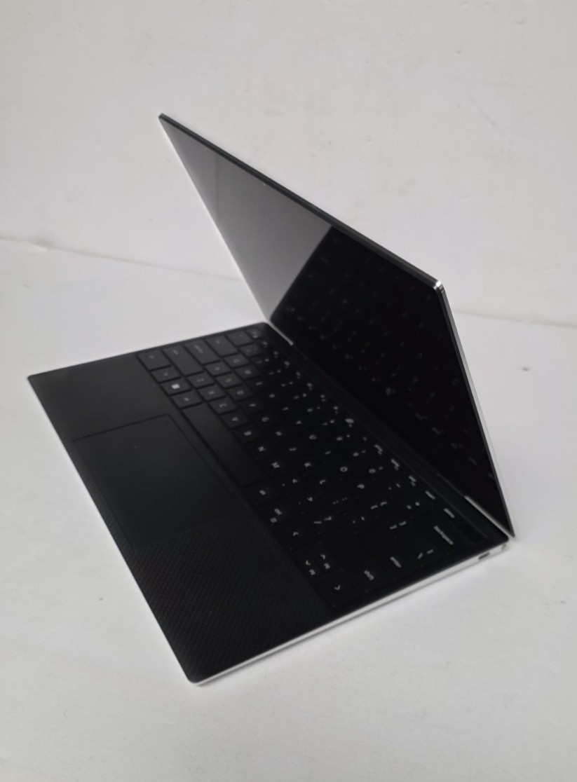 Dell XPS 13 9300 Silver FHD+ TOUCH i7-1065G7 1.30GHz 32GB 512 SSD WINDOW 11 PRO