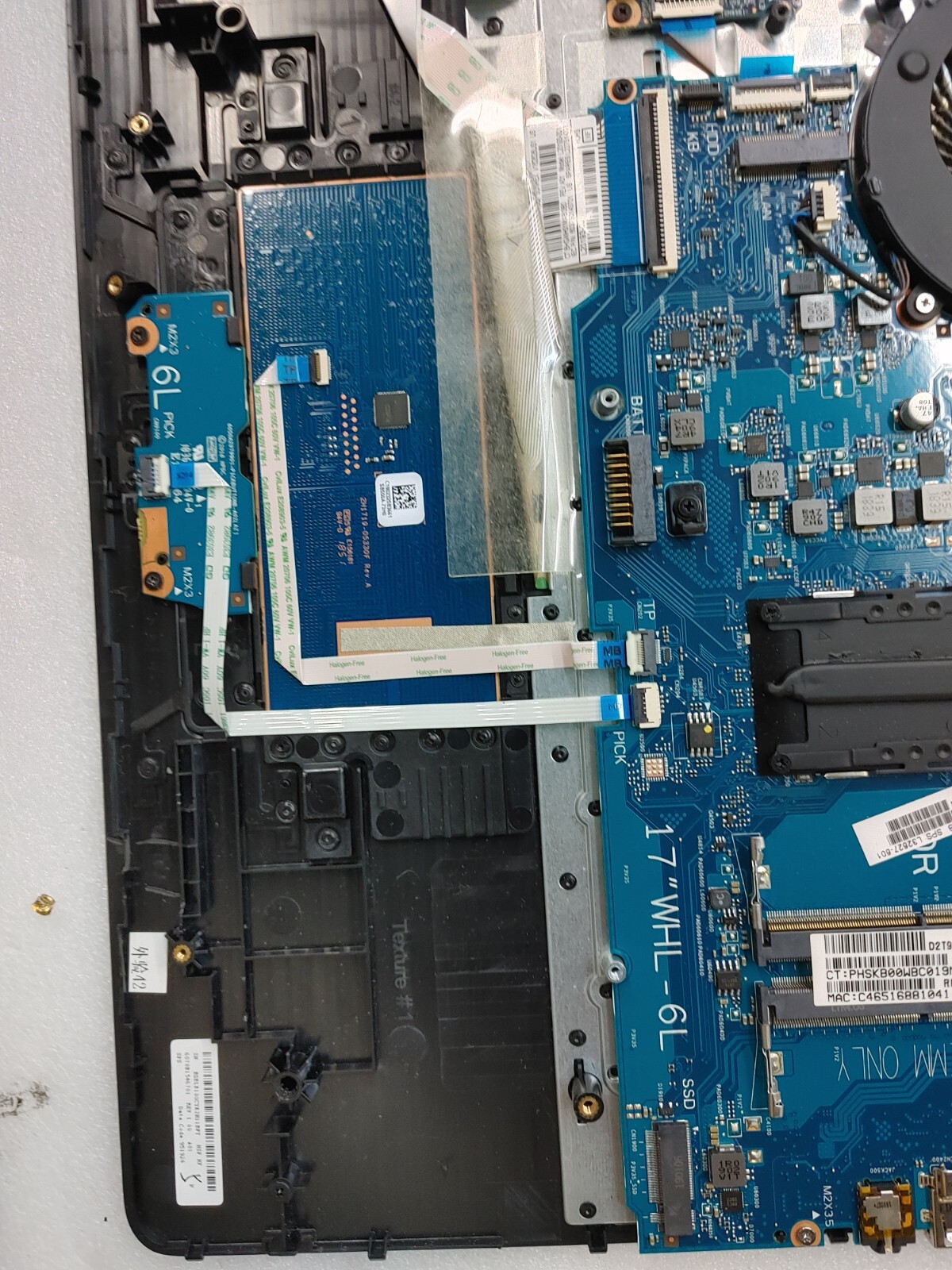 HP 17-by1xxx Core i5-8265U@ 1.60GHz, NO RAM ,NO HD( Selling Motherboard)