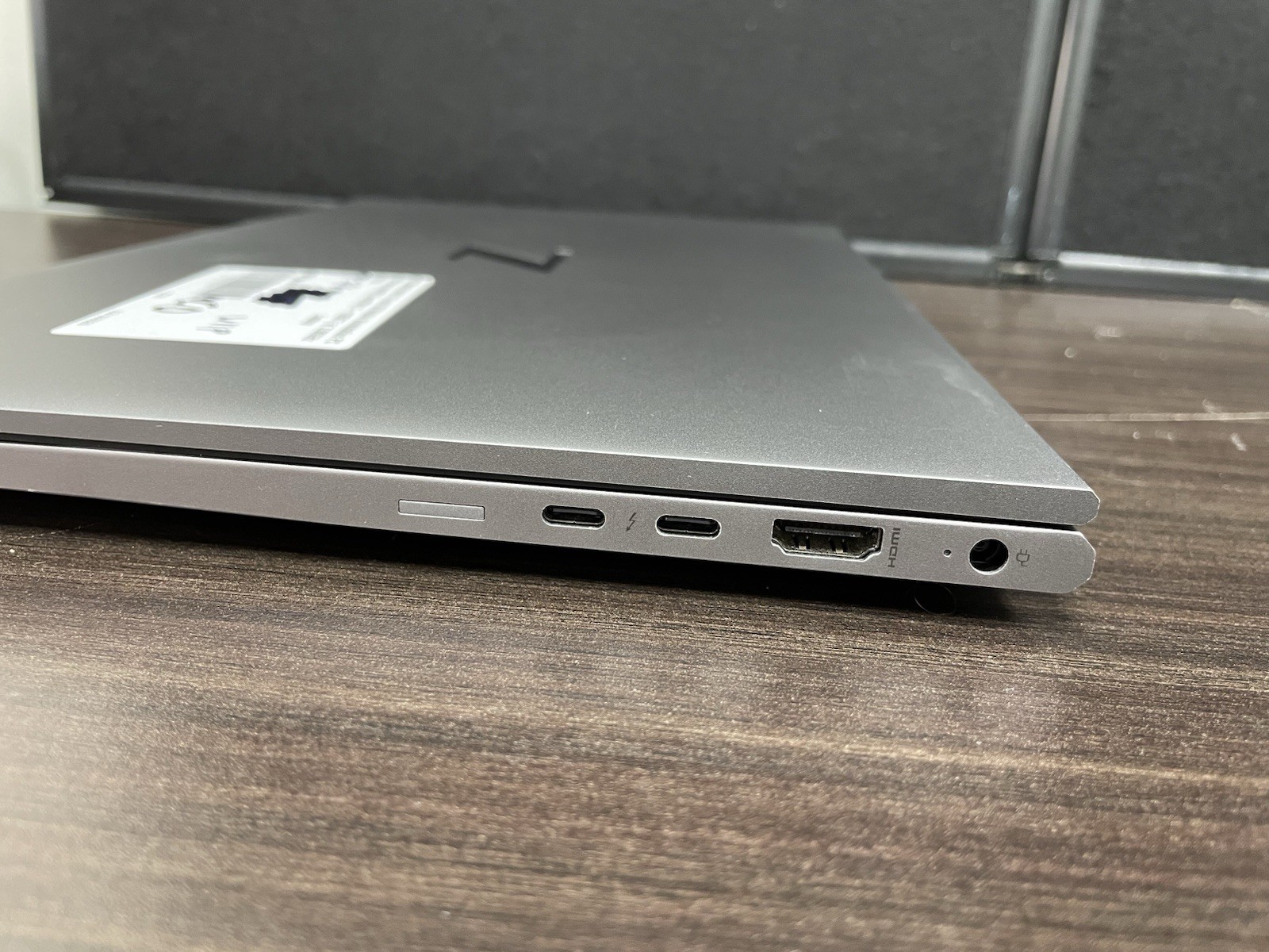 HP ZBook Firefly 14 G8 Mobile Workstation i7-1185G7 16GB RAM 256GB SSD