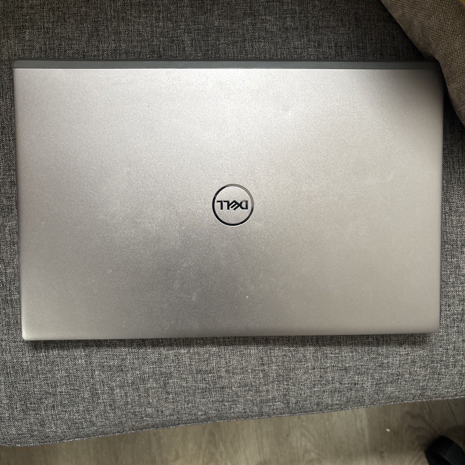 USED Dell Vostro 15 5501, i7-1065G7|16GB RAM|512GB NVMe., Bad Battery
